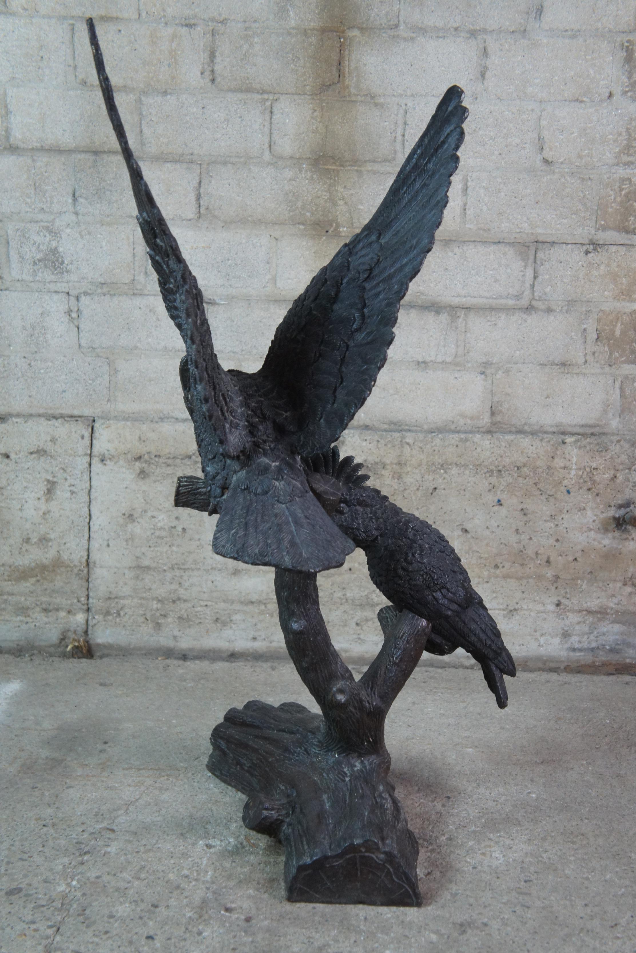 Mid Century Lifesize French Bronze Parrots Cockatoos Birds Sculpture Statue In Good Condition For Sale In Dayton, OH