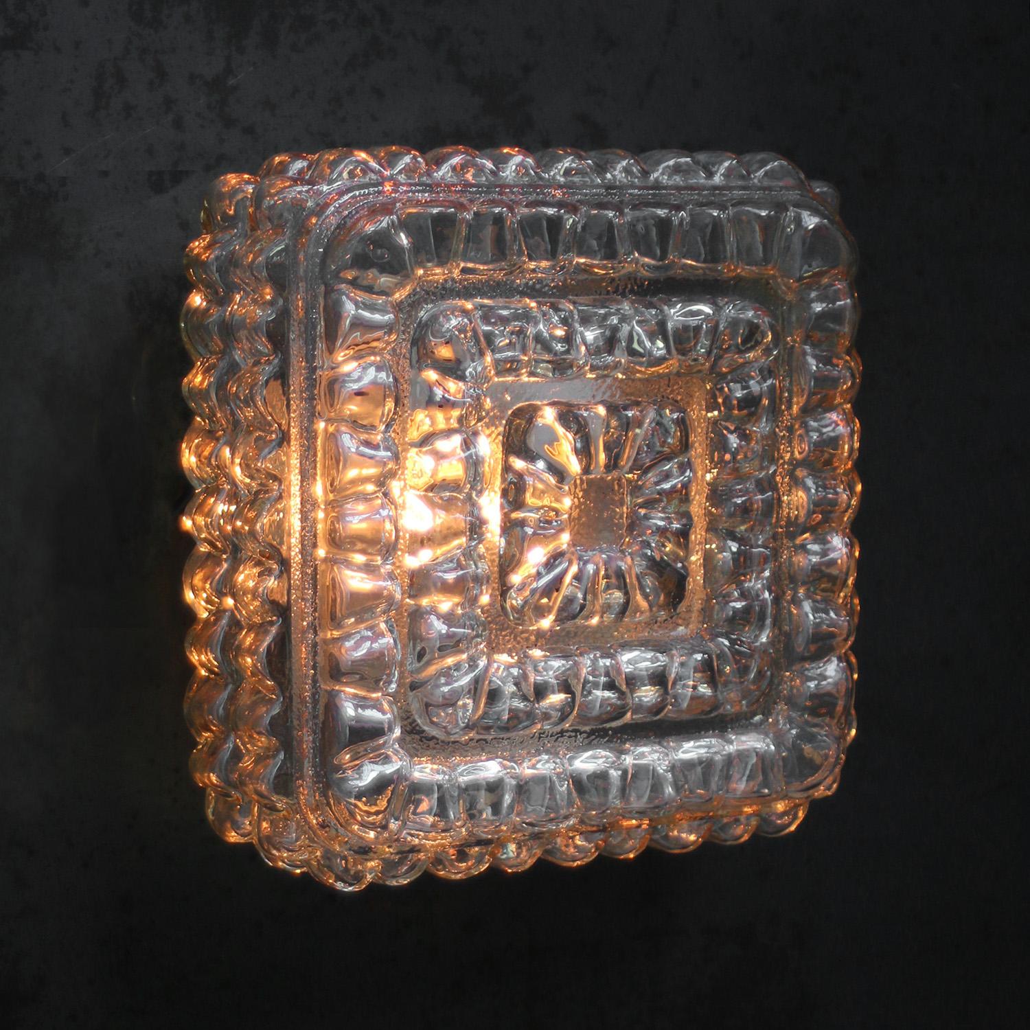 Mid-Century Modern Lights Light Mid-Century Amber Clear Glass Sconces Flush Mounts en vente