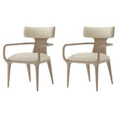 Sillones de comedor de roble claro de mediados de siglo (dos)