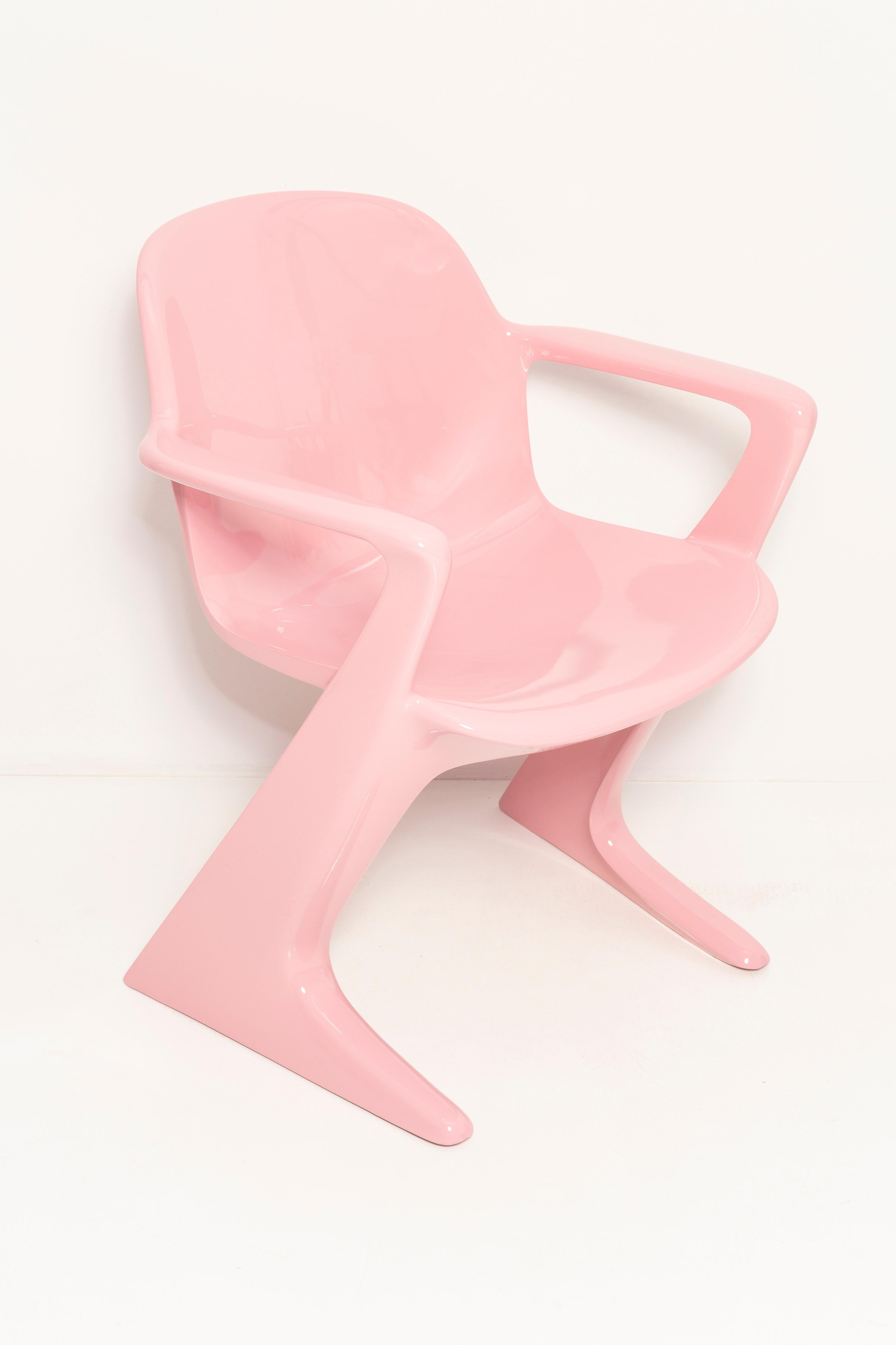 20th Century Mid-Century Light Pink Kangaroo Chair Designed by Ernst Moeckl, Germany, 1968 For Sale