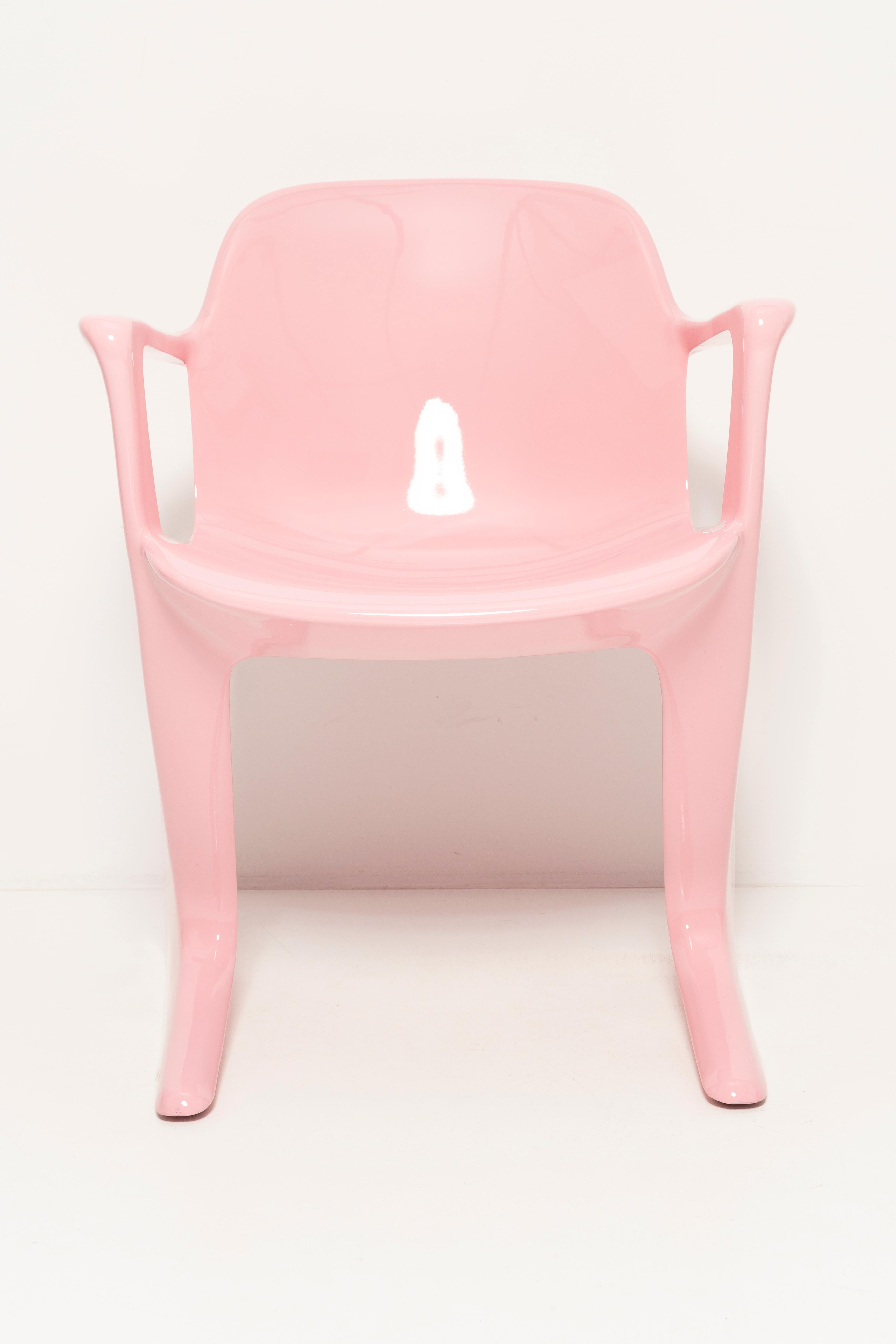 Mid-Century Light Pink Kangaroo Chair Designed by Ernst Moeckl, Germany, 1968 For Sale 4