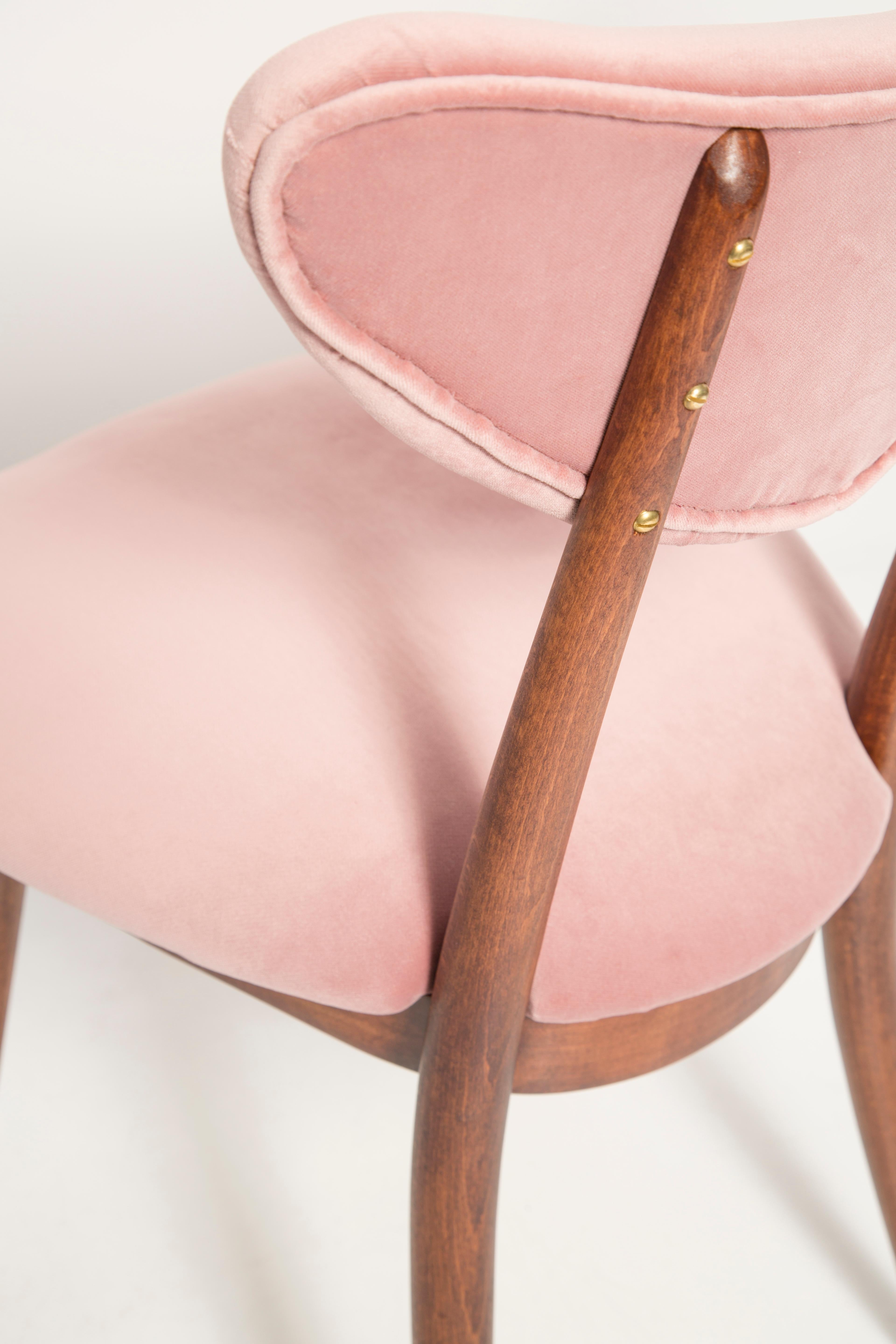 Mid Century Light Pink Velvet Heart Chair, Europe, 1960s For Sale 2