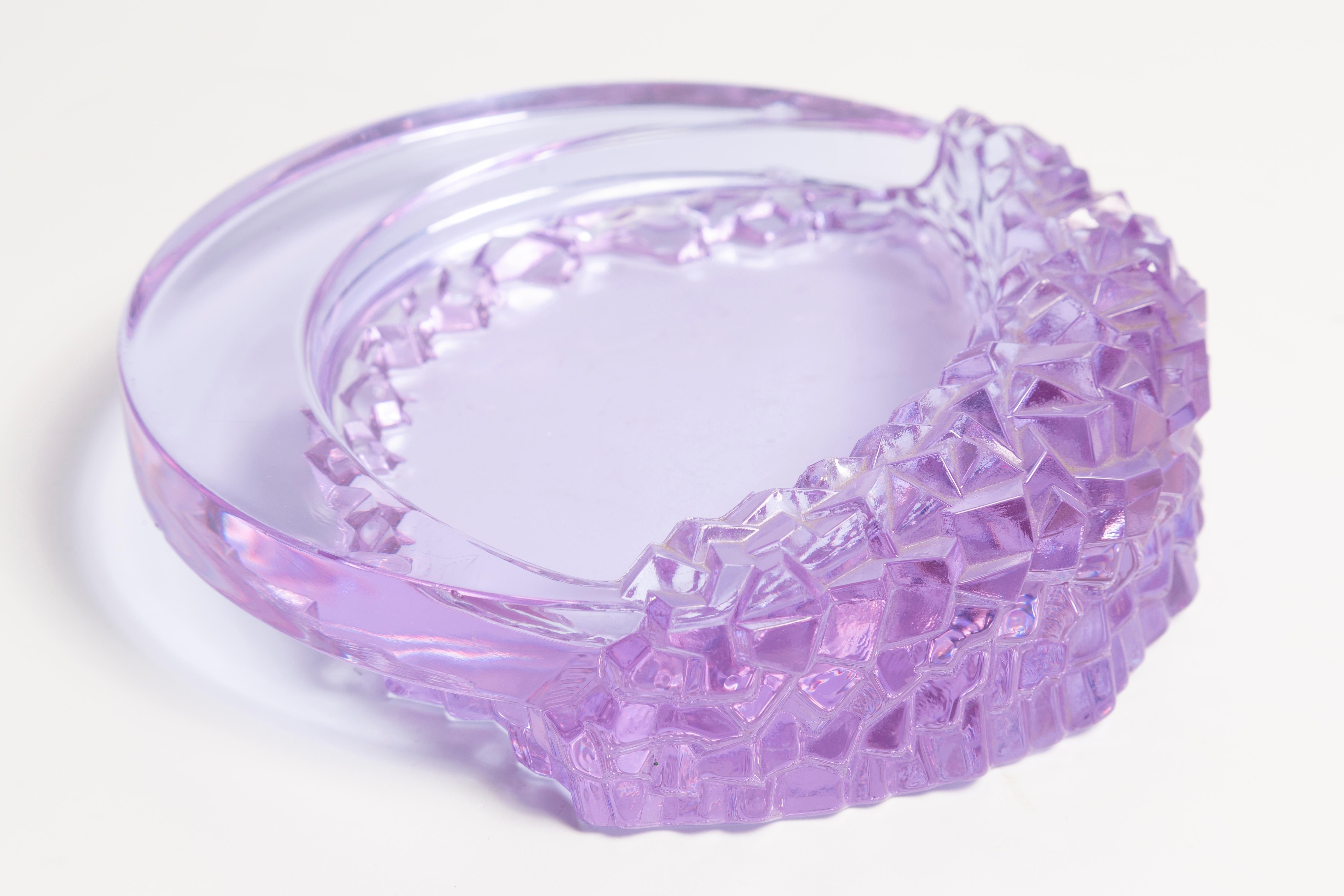 Mid Century Light Purple Glass Bowl Ashtray Element, Italy, 1970s In Good Condition For Sale In 05-080 Hornowek, PL