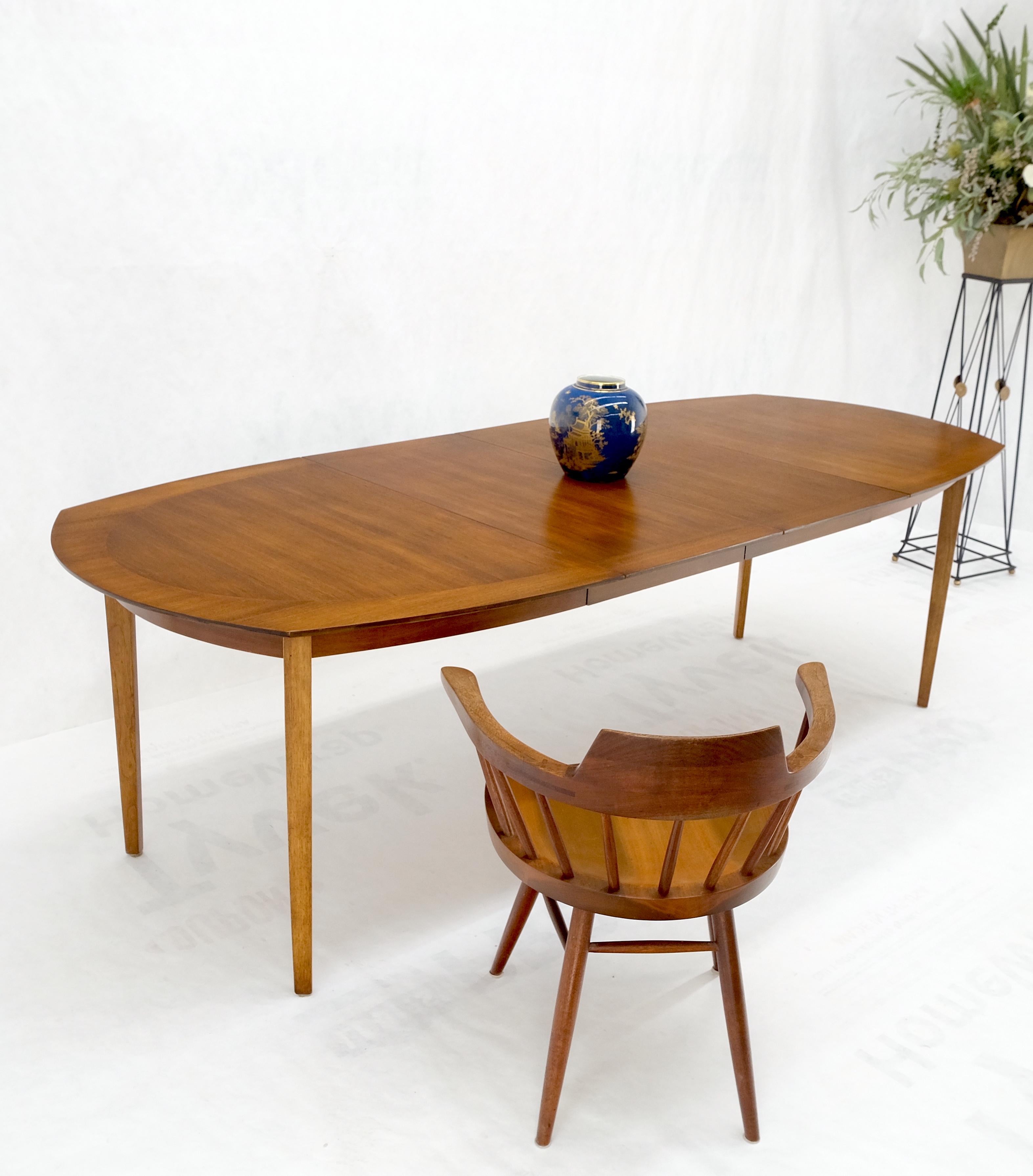 Mid Century Light Walnut Boat Oval Shape Banded Dining Table Leafs Mint! For Sale 4