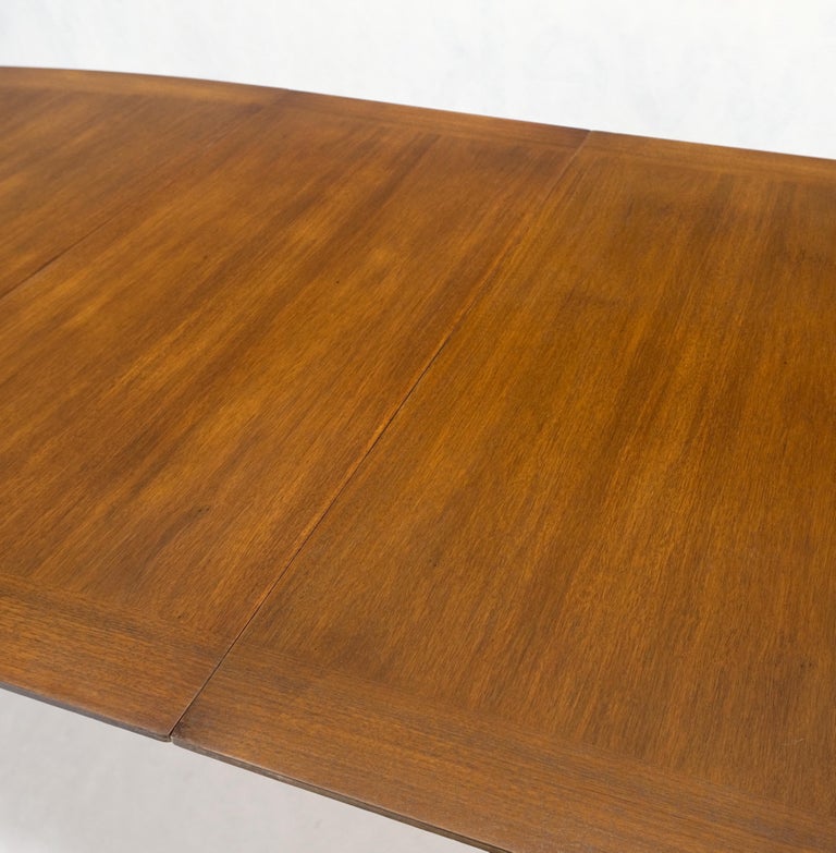 American Mid Century Light Walnut Boat Oval Shape Banded Dining Table Leafs Mint! For Sale