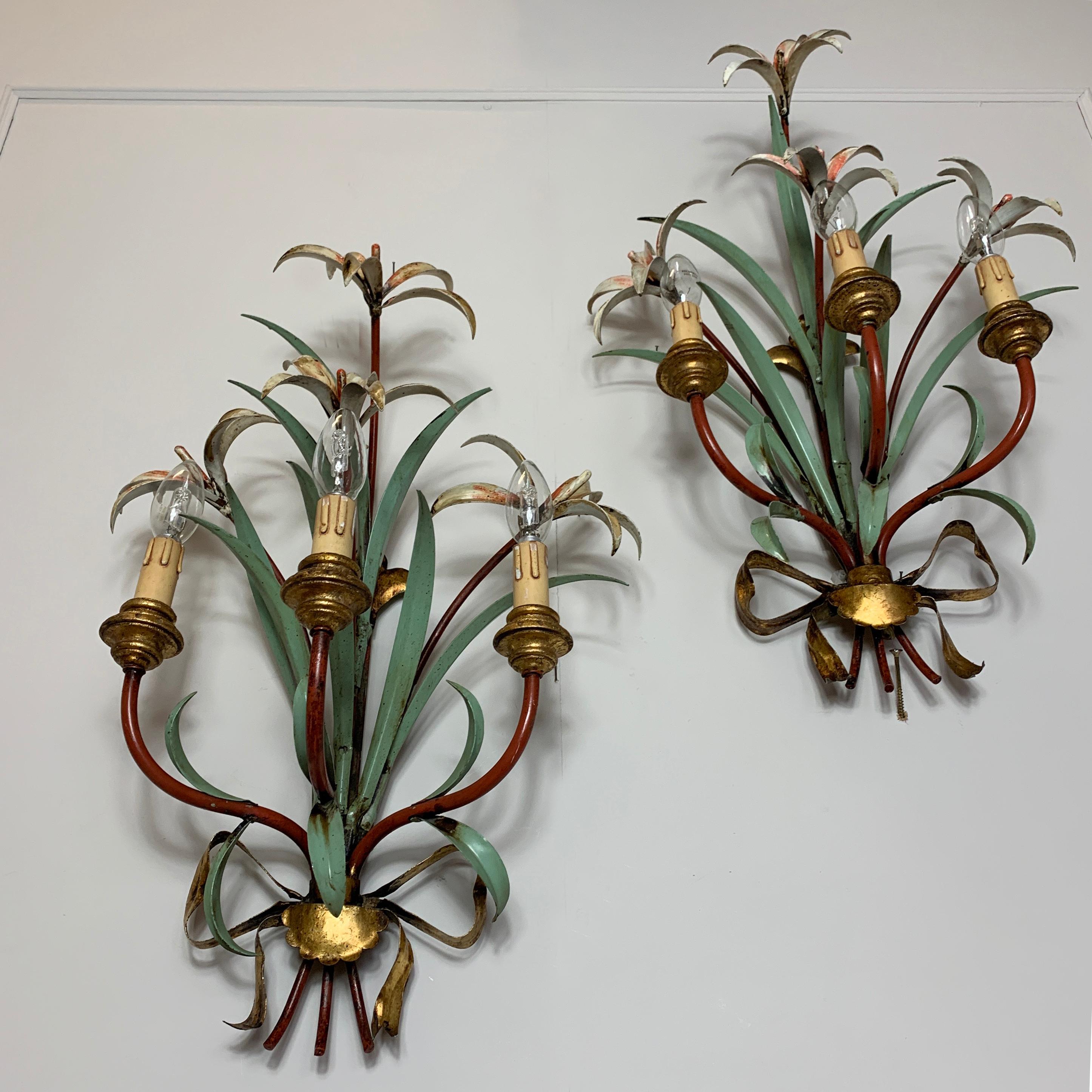 Midcentury Lily Flower Tole Wall Lights, 1950s 2