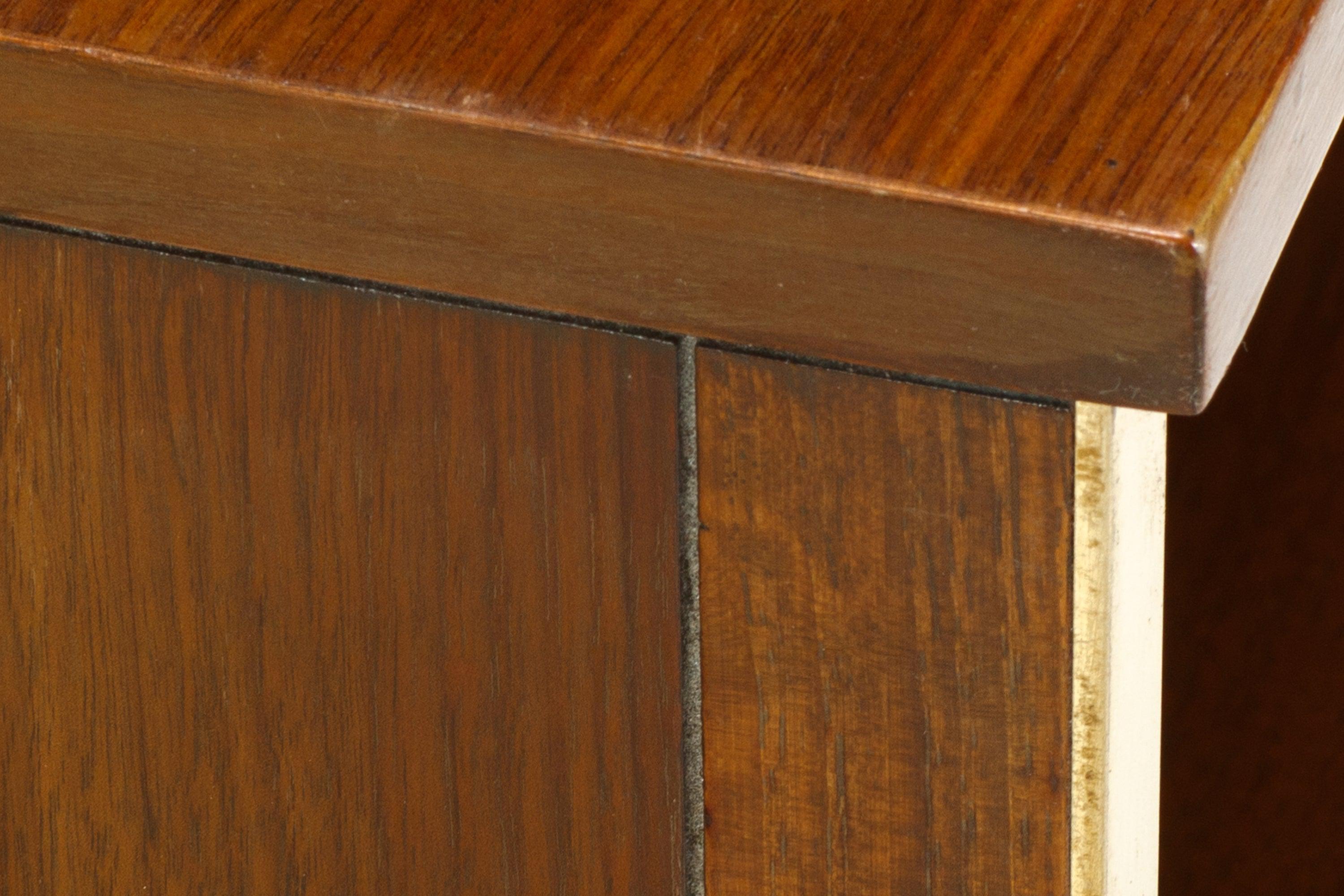 Cassettiera a gruppi lineari del Mid-Century di Paul McCobb per Calvin Furniture in vendita 2