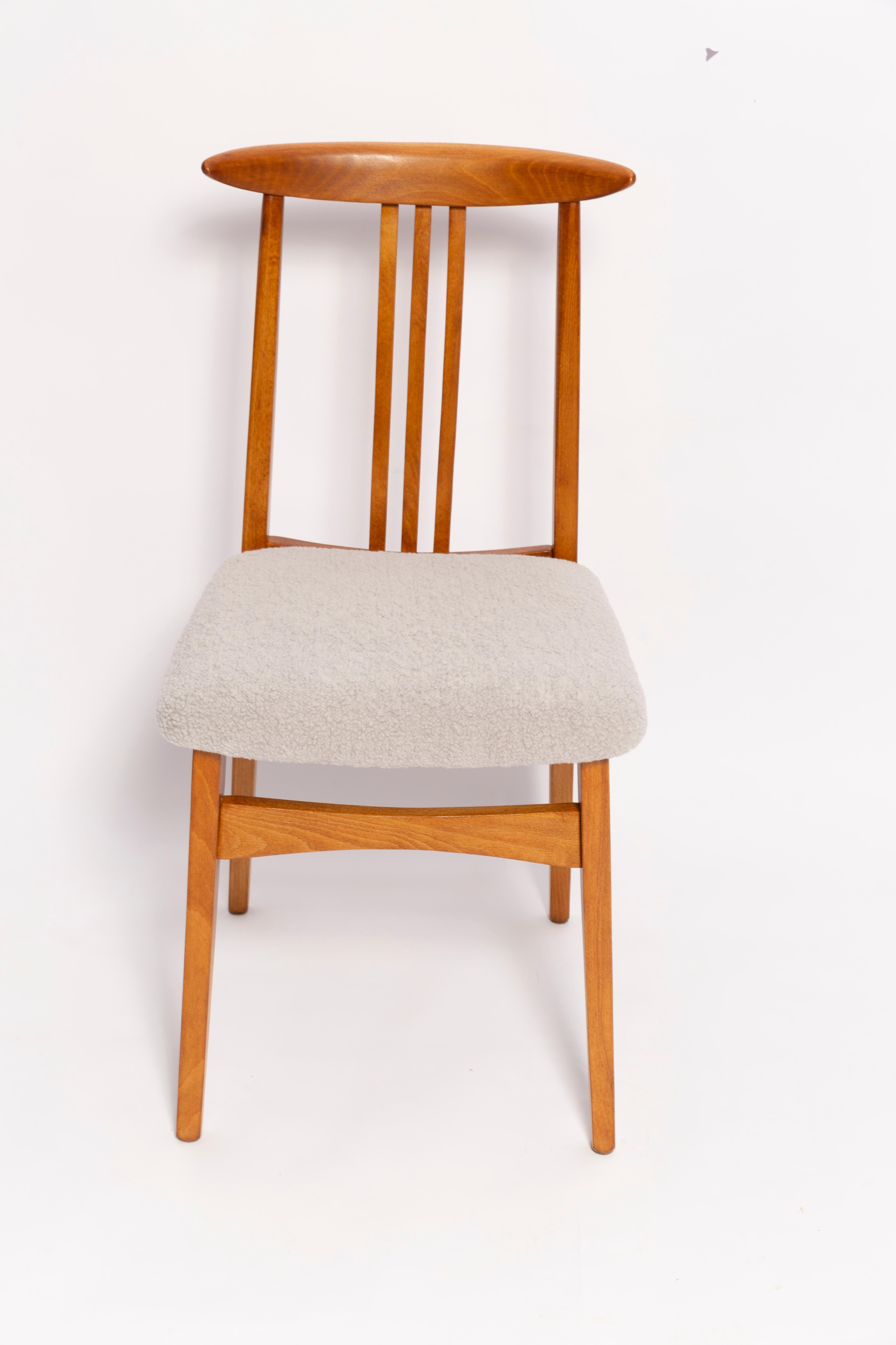 Mid-Century Modern Mid-Century Linen Boucle Chair, Designed by M. Zielinski, Europe, 1960s For Sale