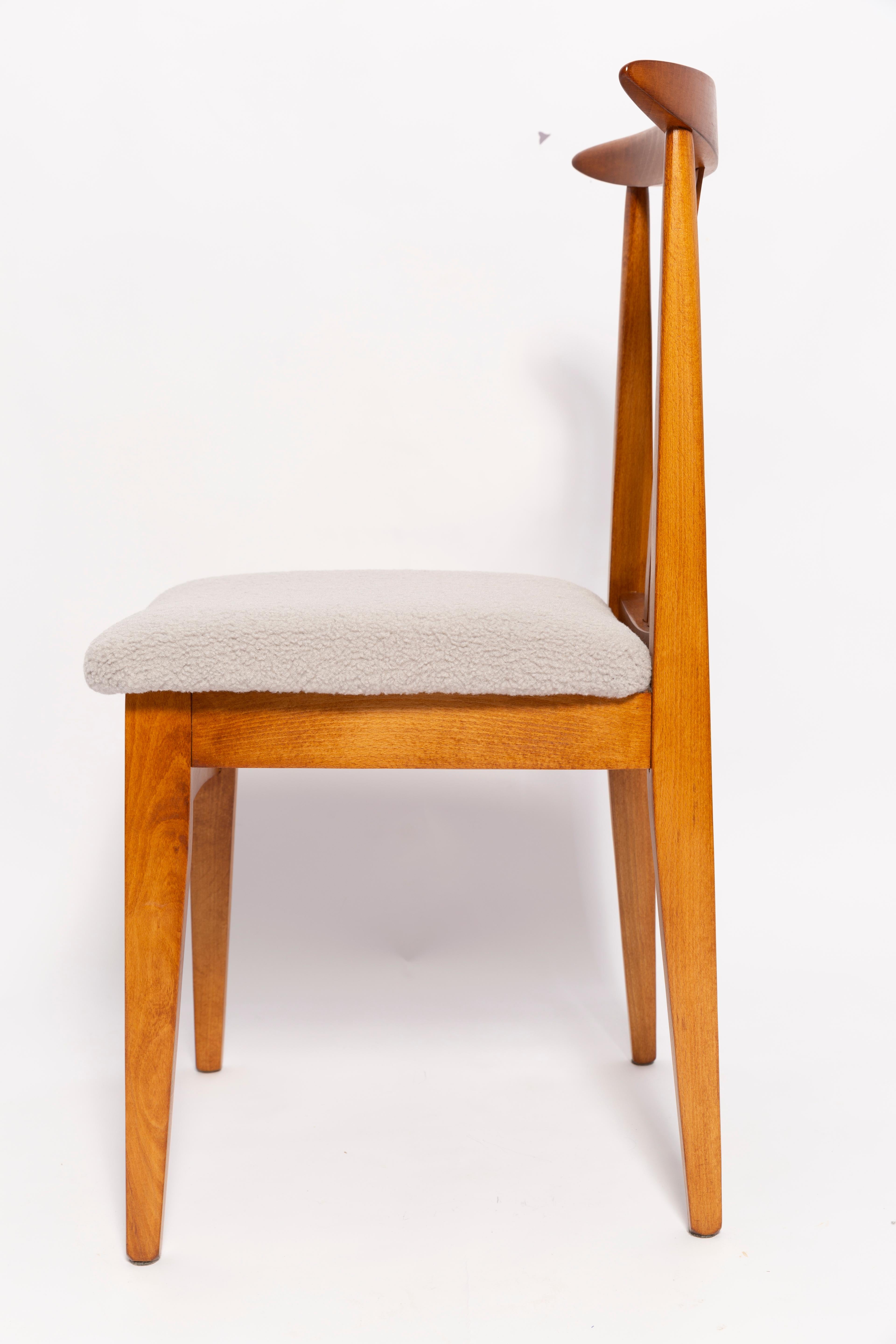 Bouclé Mid-Century Linen Boucle Chair, Designed by M. Zielinski, Europe, 1960s For Sale