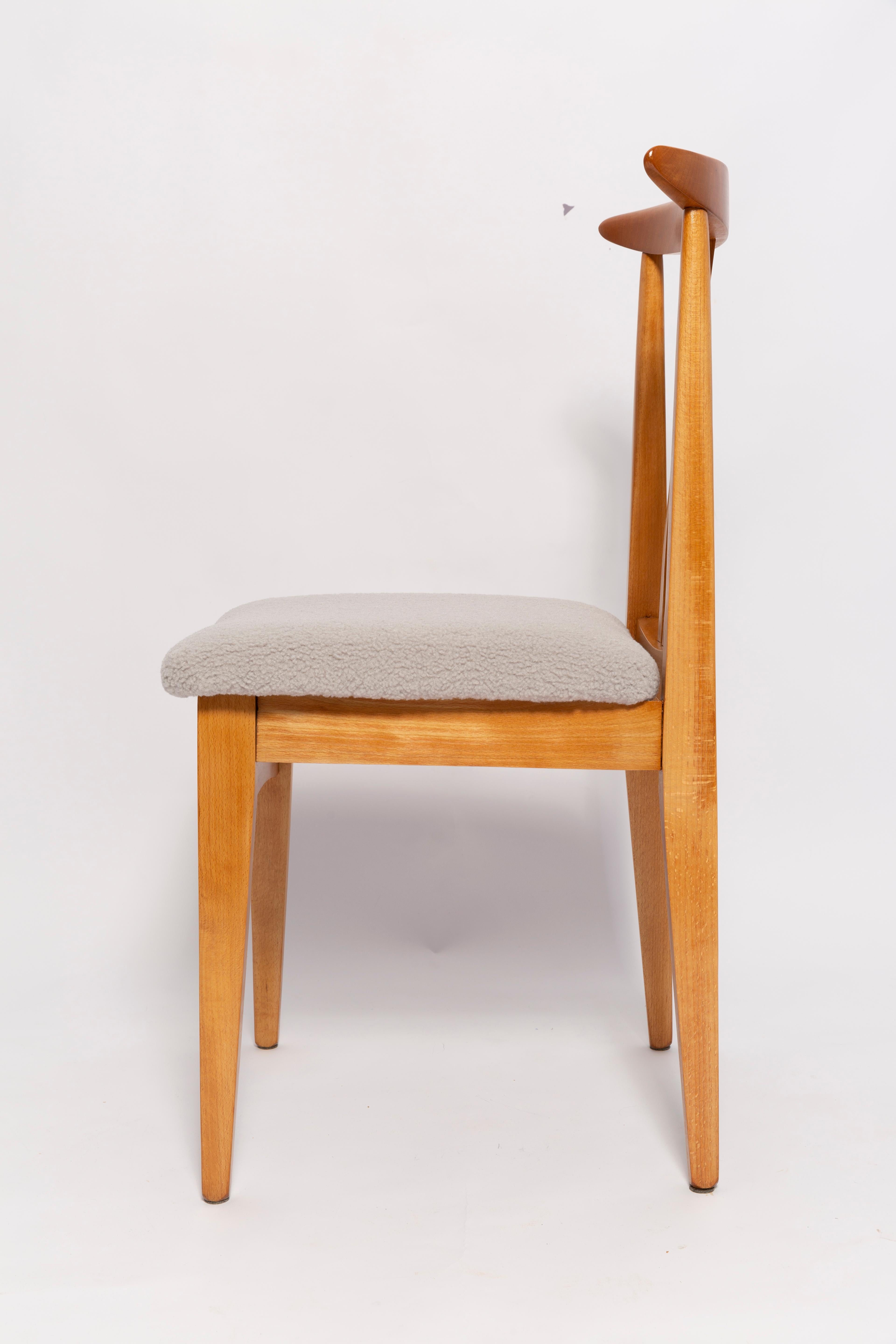 20th Century Mid-Century Linen Boucle Chair, Light Wood, by M. Zielinski, Europe, 1960s For Sale