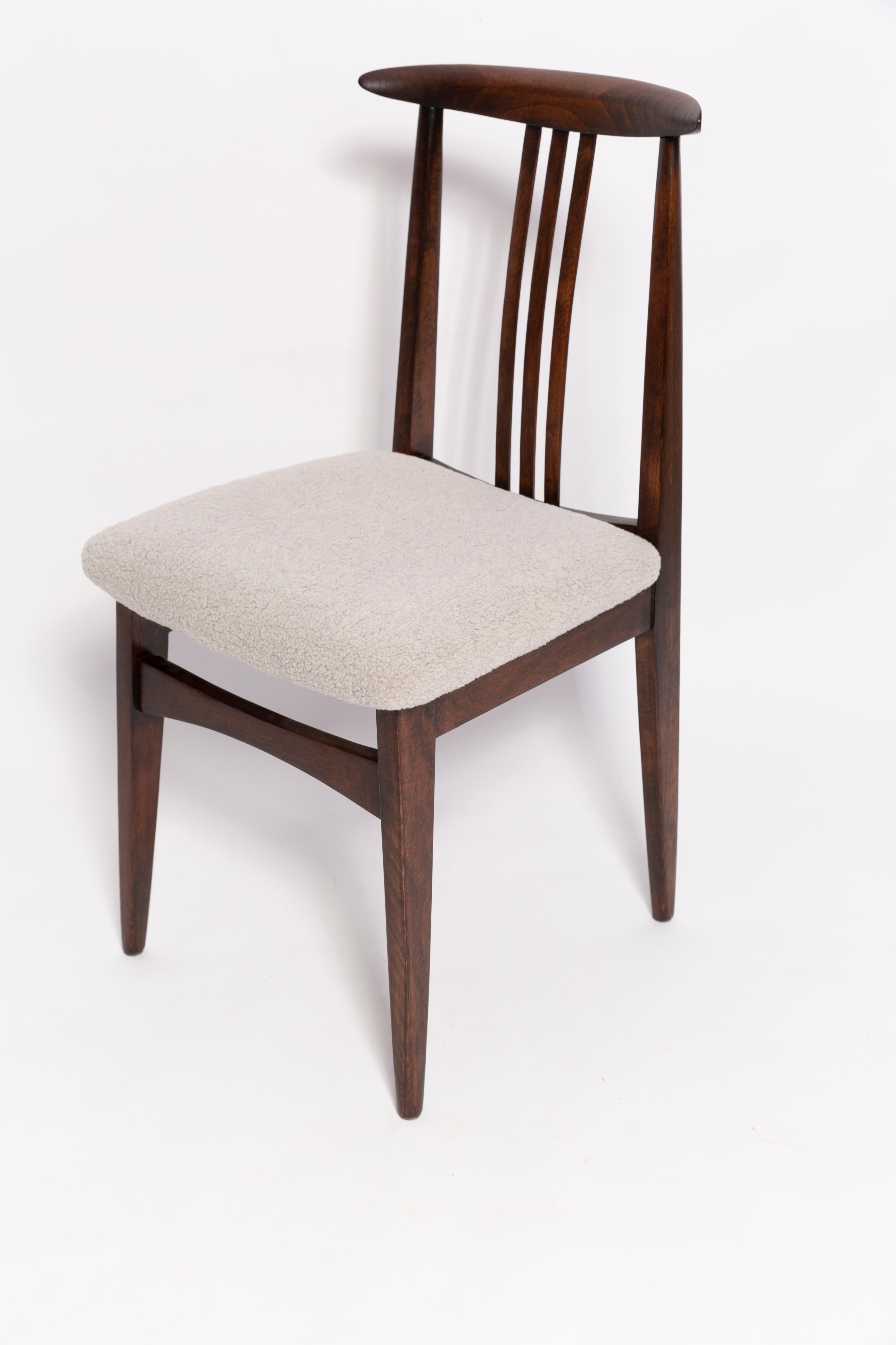 Mid-Century Linen Boucle Chair, Walnut, Designed by M. Zielinski, Europe, 1960s For Sale 1