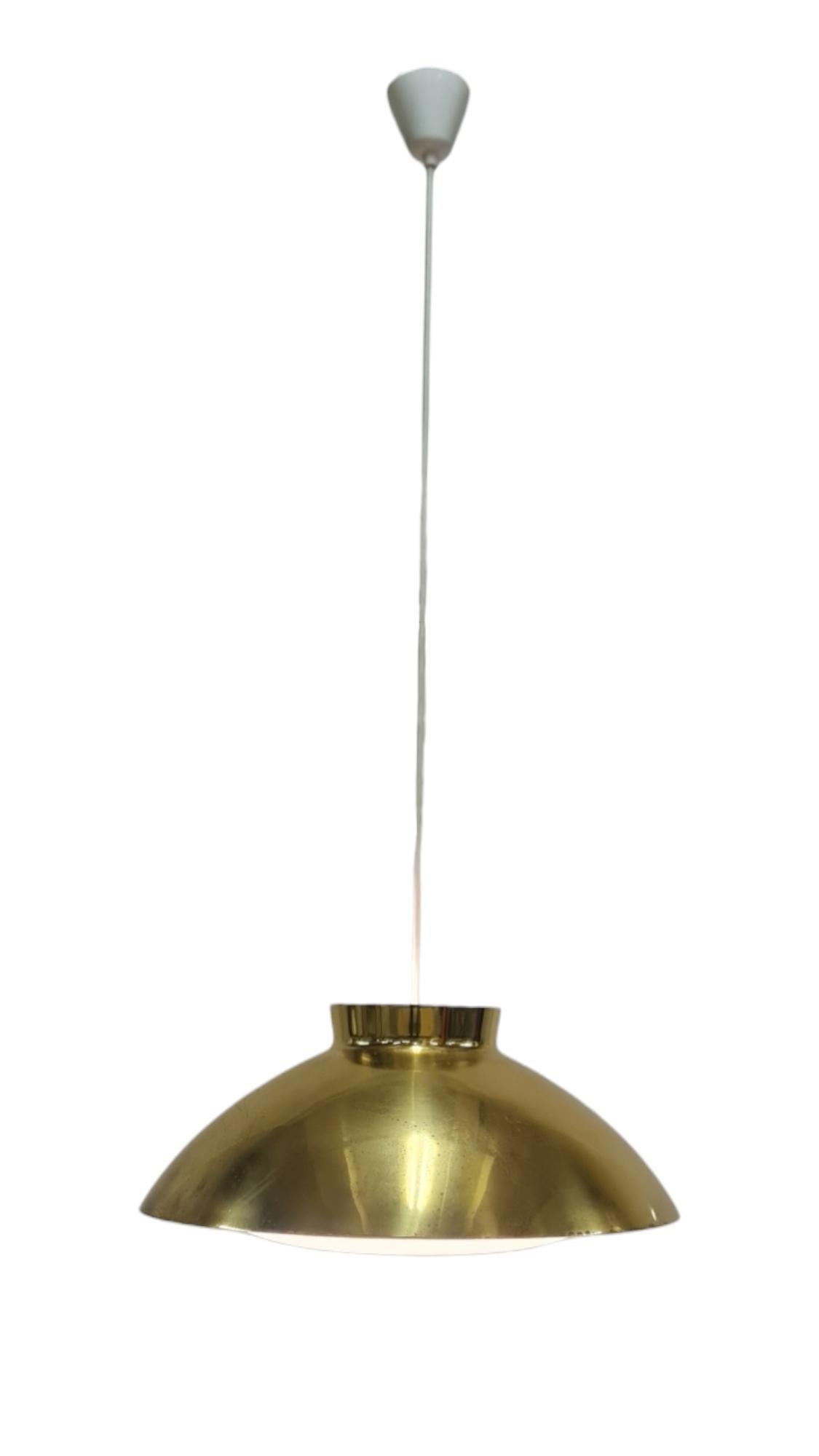 Mid-Century Lisa Johansson-Papé Brass Ceiling Pendant model 61-368, Orno 1950s For Sale 6