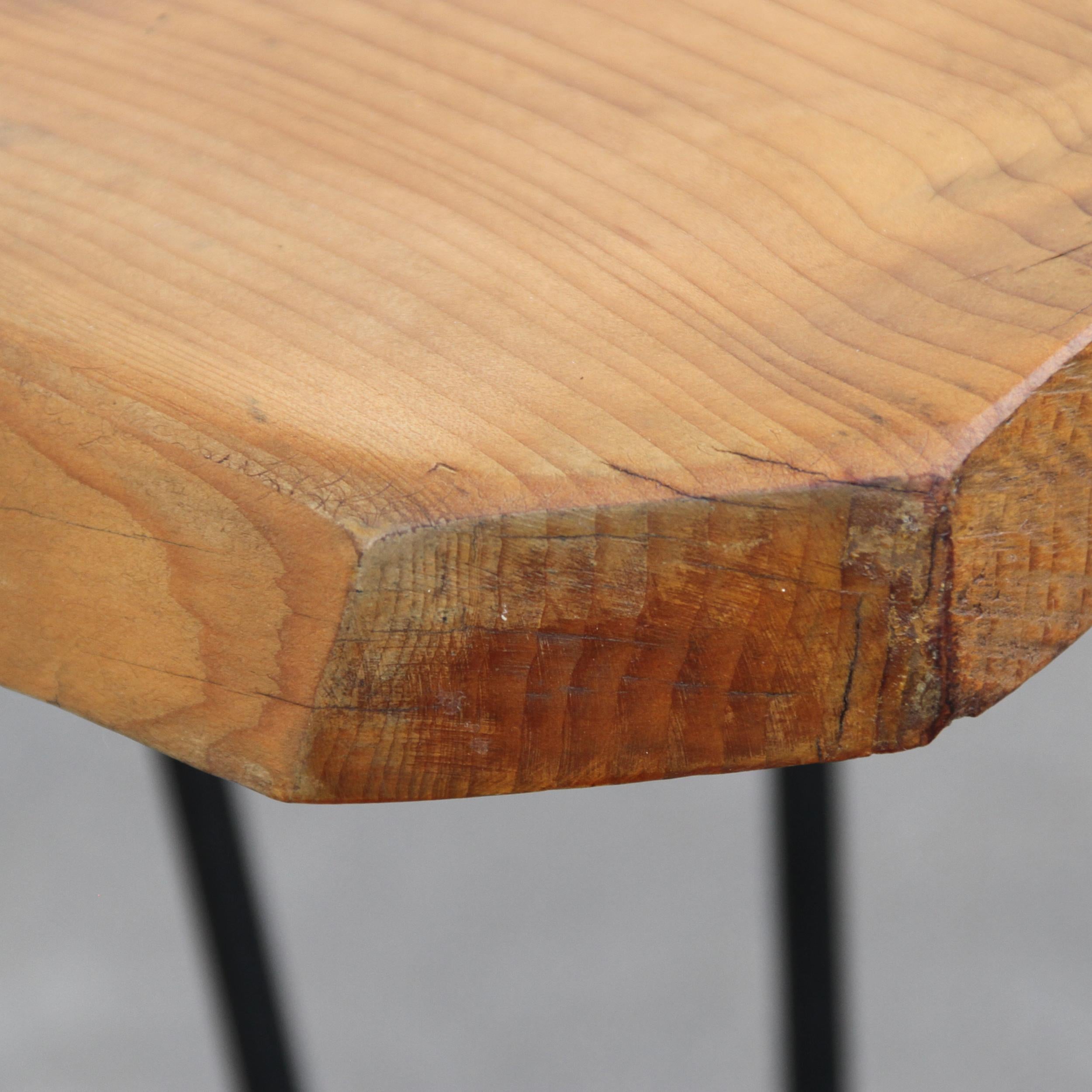 Table basse du milieu du siècle sur pieds en épingle à cheveux en vente 1