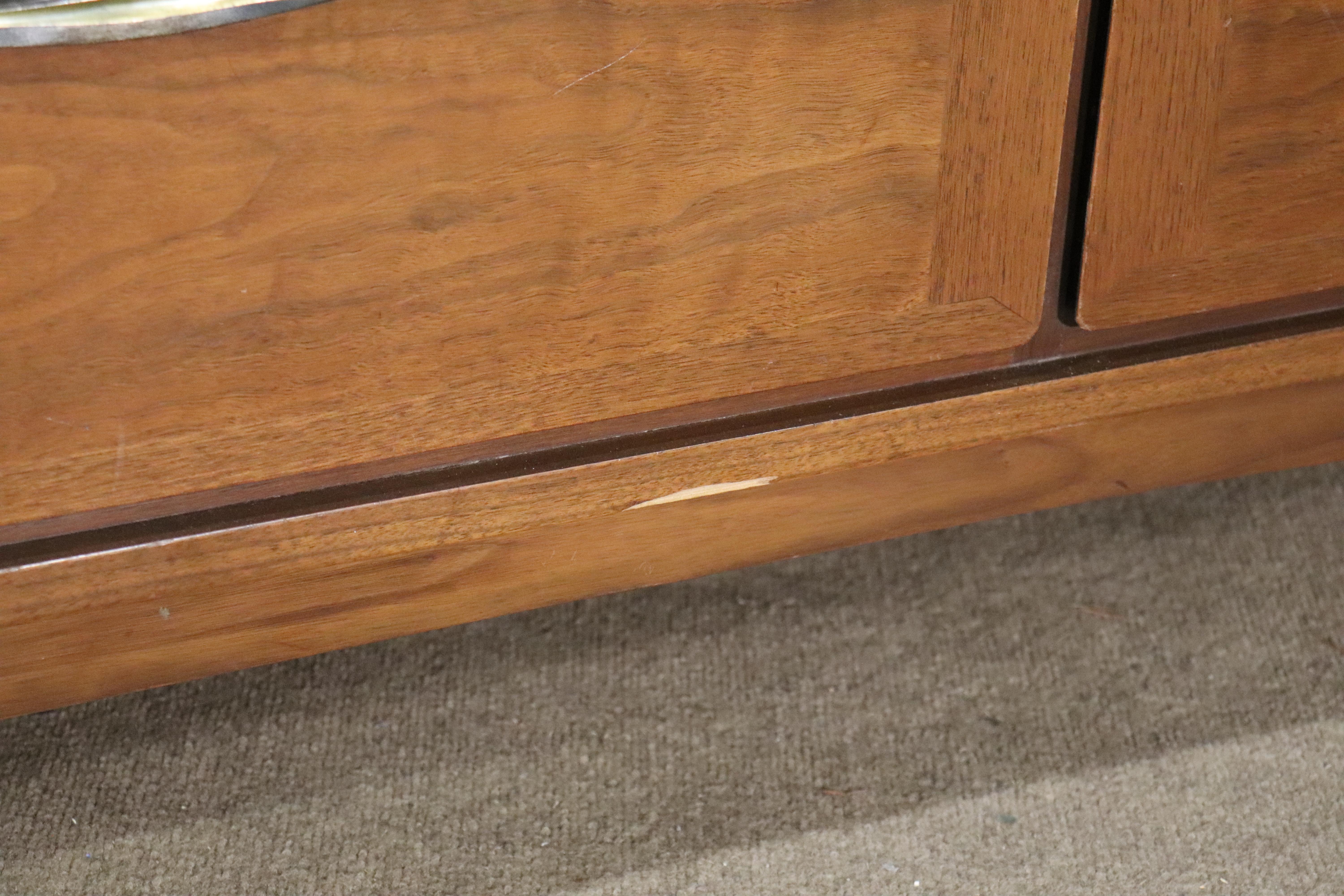 Mid-Century Modern Mid-Century Long Dresser by Red Lion Furniture For Sale