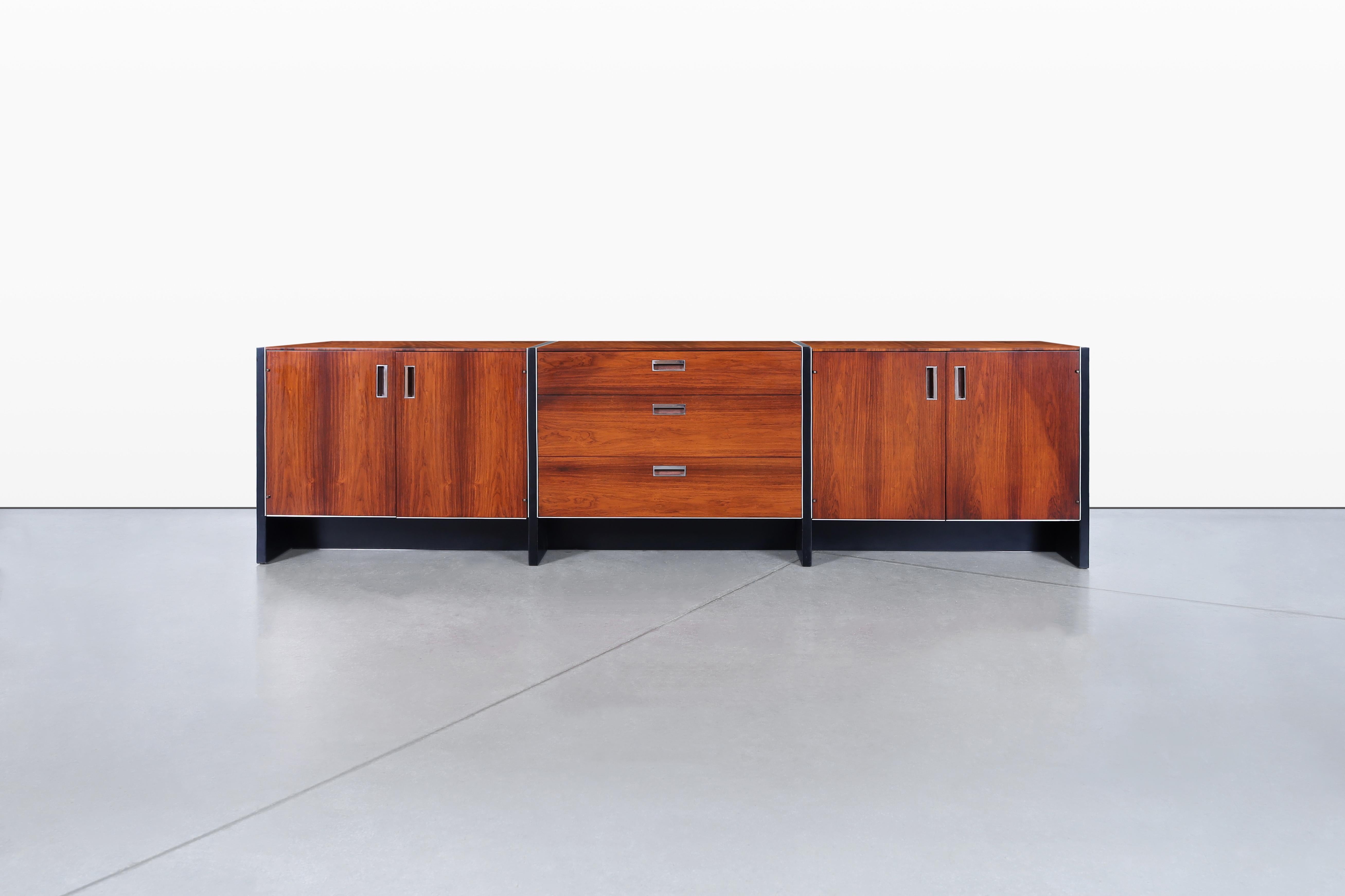 Mid-20th Century Mid-Century Long Rosewood Credenza by Robert Baron for Glenn of California For Sale