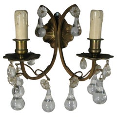 Mid-Century Louis XV Style Bronze Wall Sconce with Glass Teardrops -1Y39