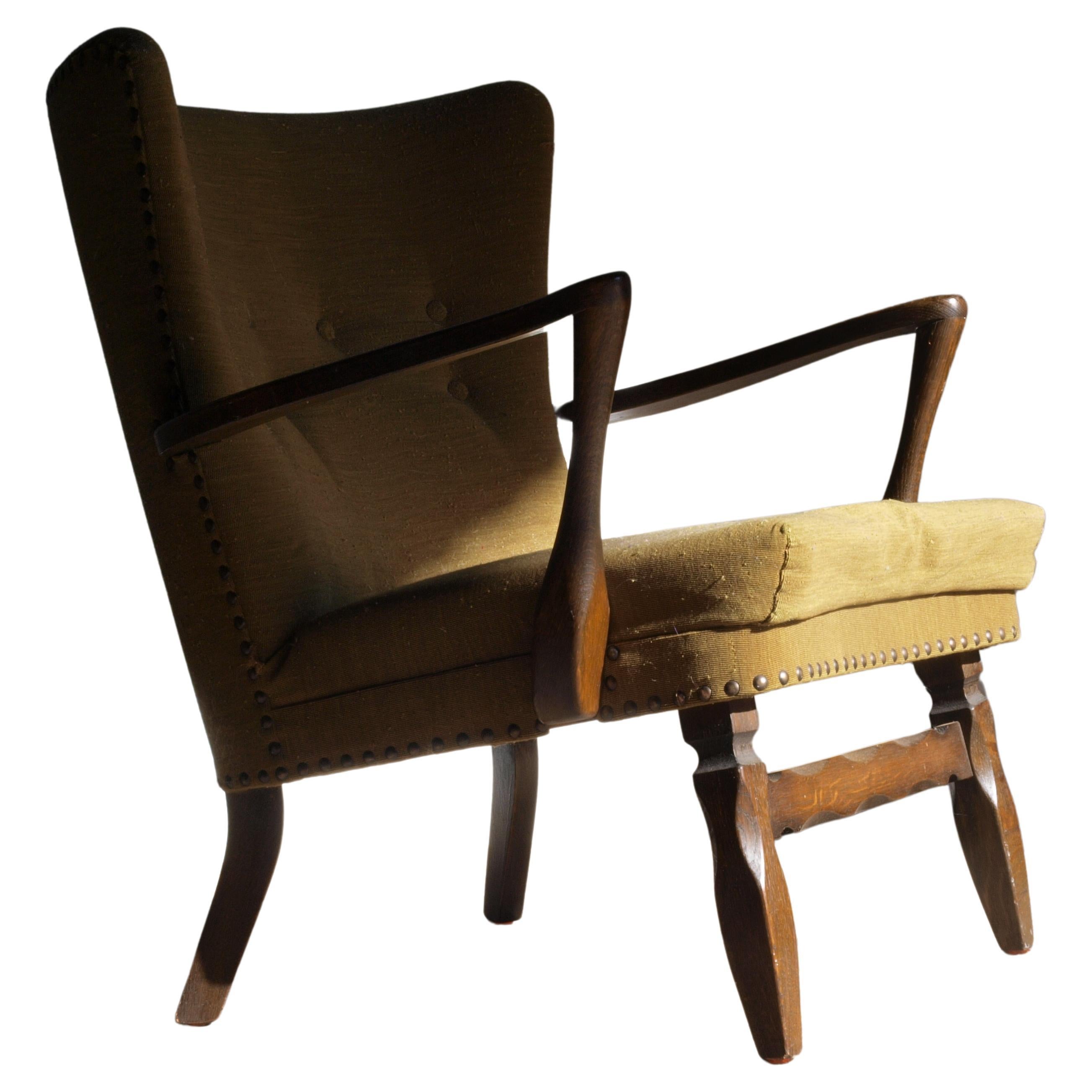 Mid-Century Loung Chair in dark stained Oak, style of Viggo Boesen