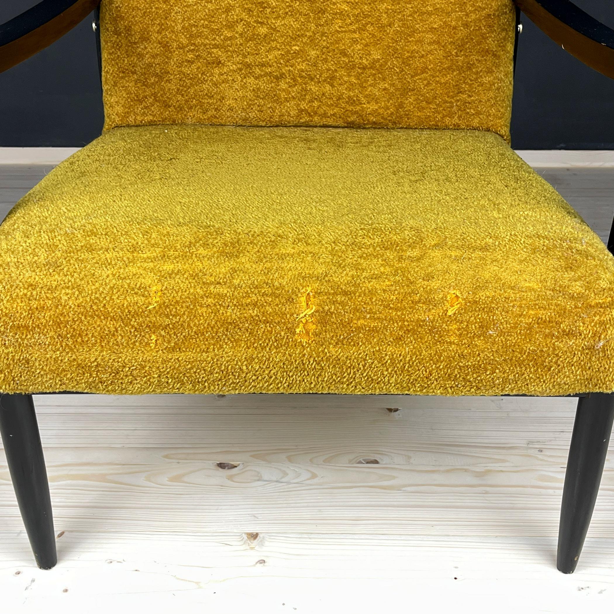 Mid-century lounge armchair Yugoslavia 1970s  For Sale 7