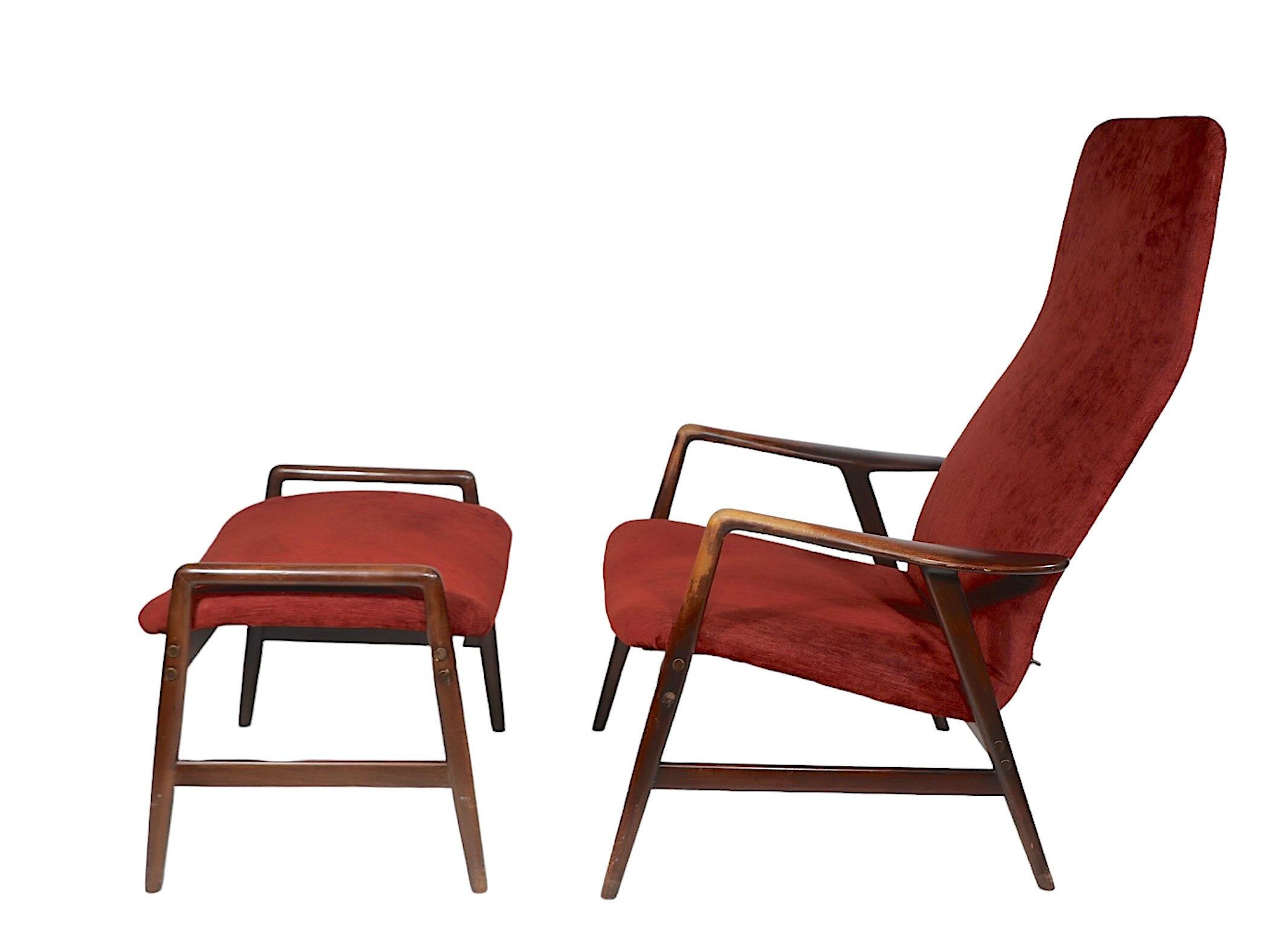 Mid Century Lounge Chair and Ottoman by Alf Svensson for Fritz Hansen c. 1960's For Sale 6