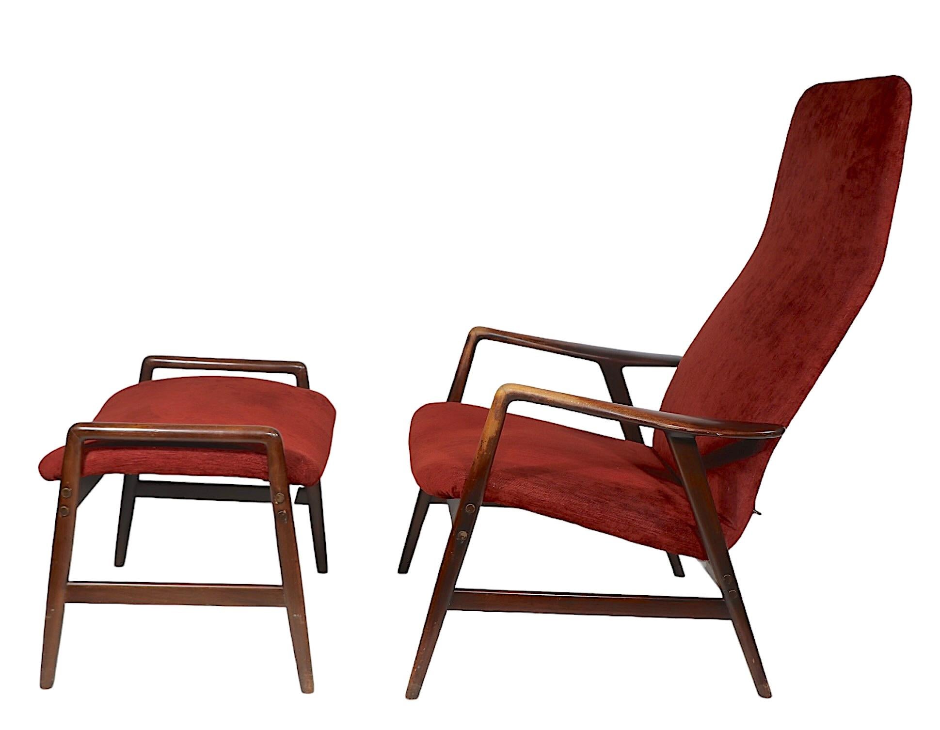 Mid Century Lounge Chair and Ottoman by Alf Svensson for Fritz Hansen c. 1960's For Sale 7