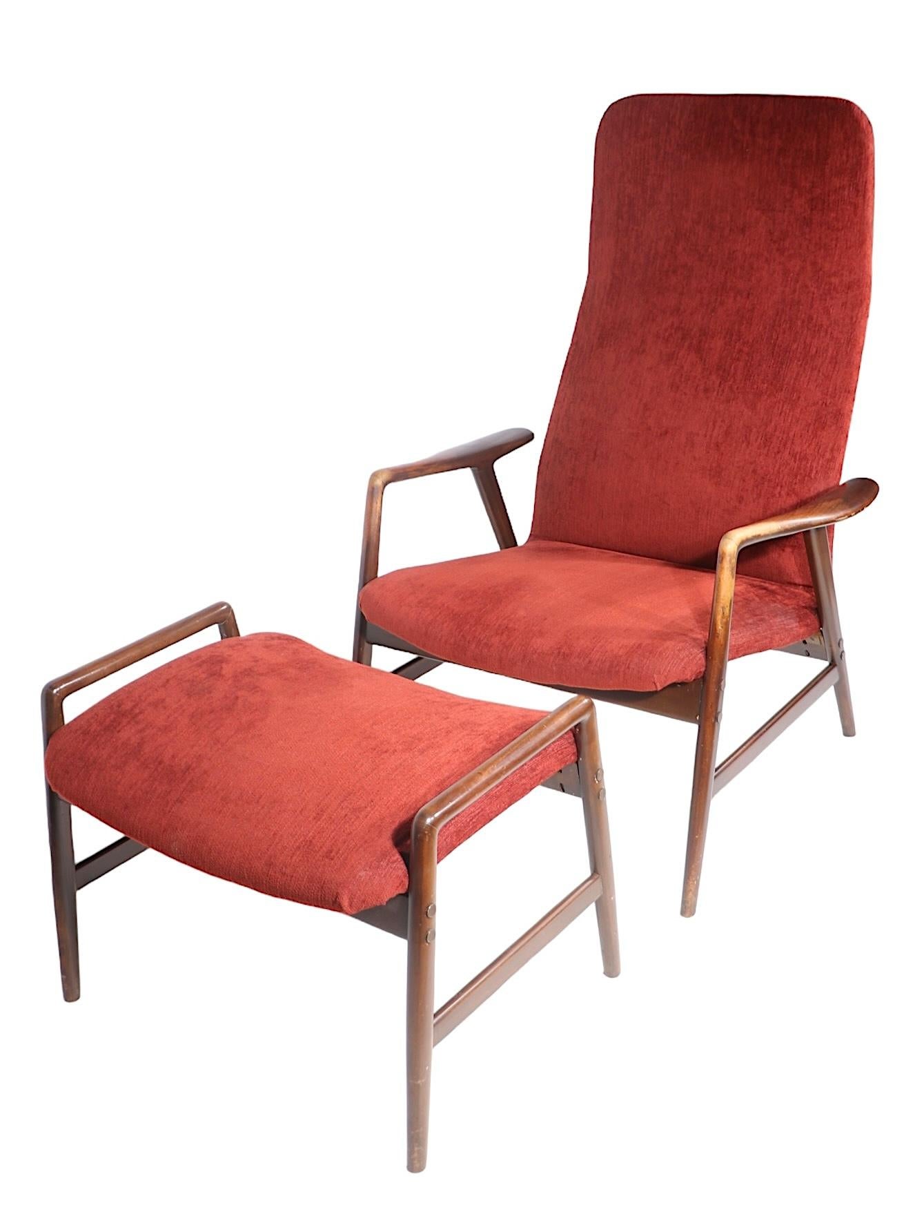 Mid Century Lounge Chair and Ottoman by Alf Svensson for Fritz Hansen c. 1960's For Sale 10