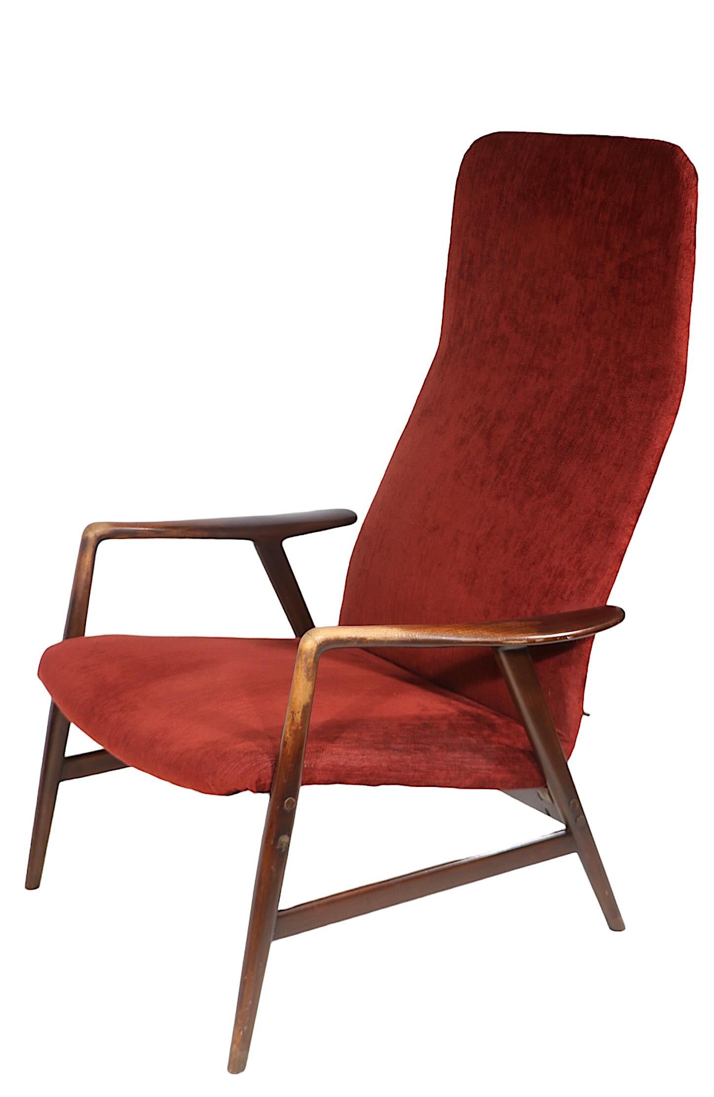 Mid Century Lounge Chair and Ottoman by Alf Svensson for Fritz Hansen c. 1960's For Sale 1