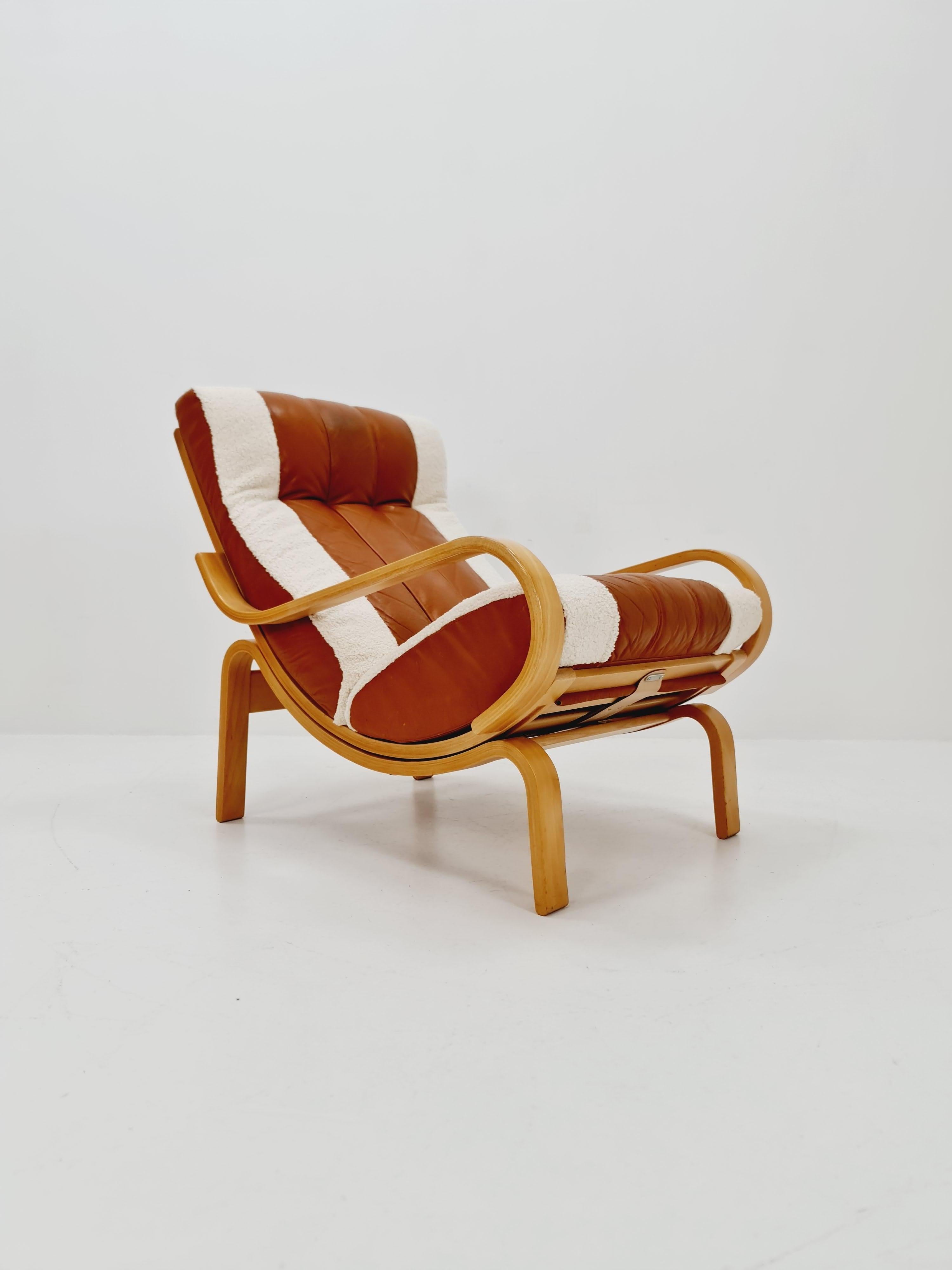 Mid-Century lounge chair by Ingmar Relling  for Westnofa, Norway 1970s For Sale 5