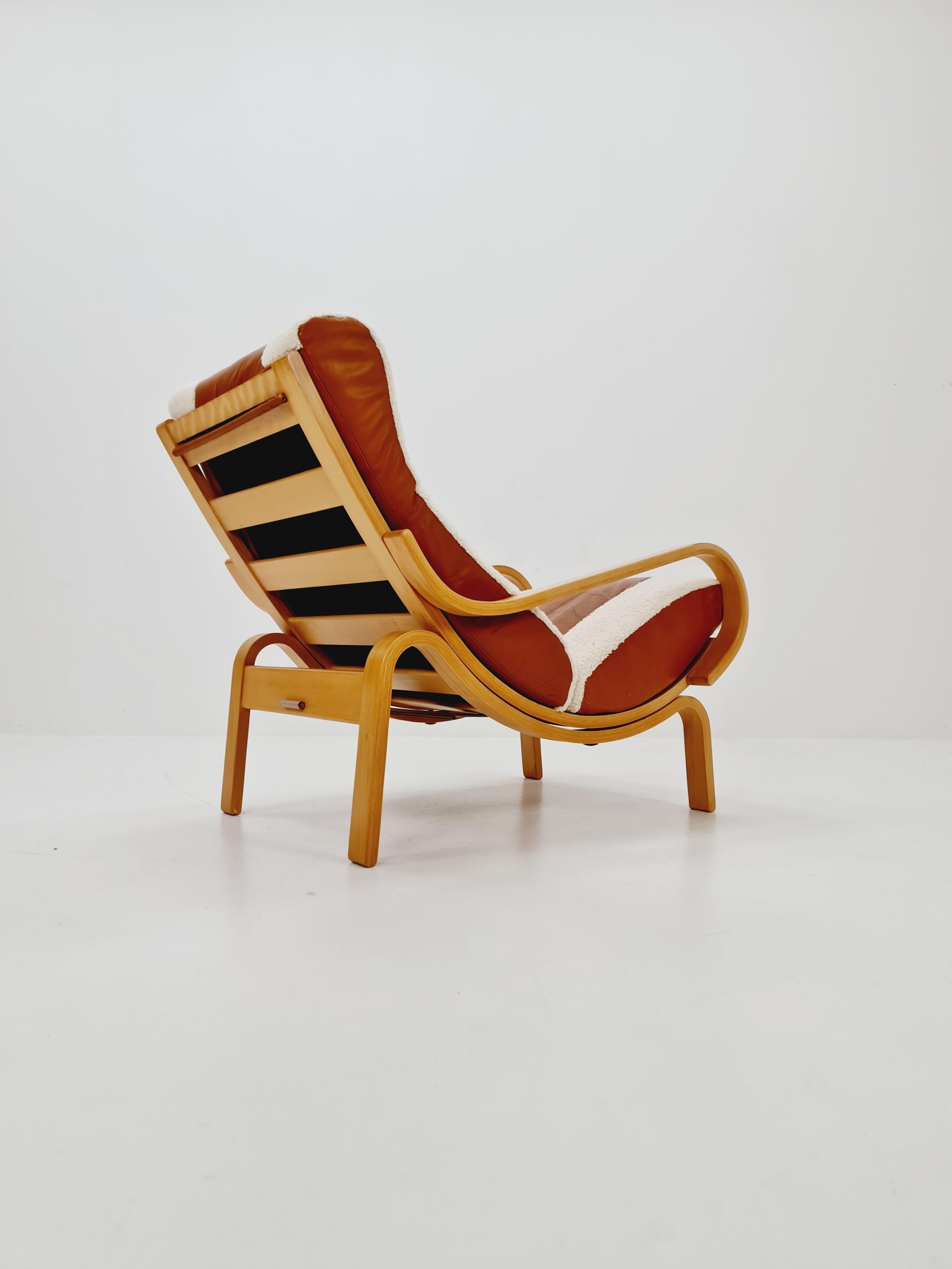 Late 20th Century Mid-Century lounge chair by Ingmar Relling  for Westnofa, Norway 1970s For Sale