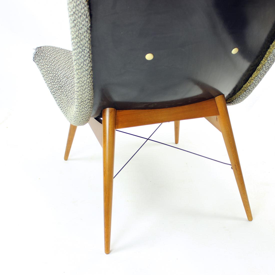Mid-Century Lounge Chair by Miroslav Navratil for Cesky Nabytek, 1959 For Sale 5