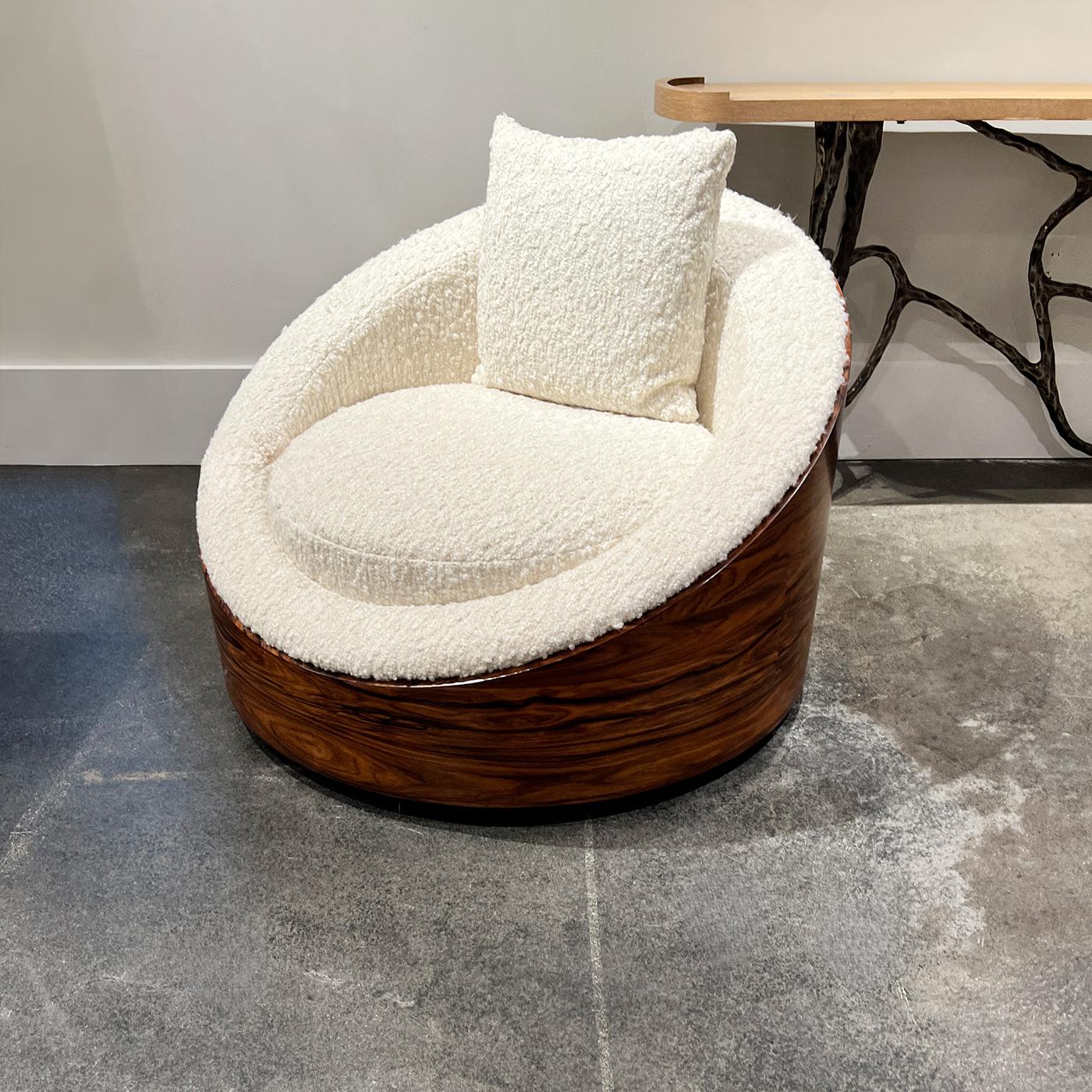 Mid Century Lounge Chair For Sale 2