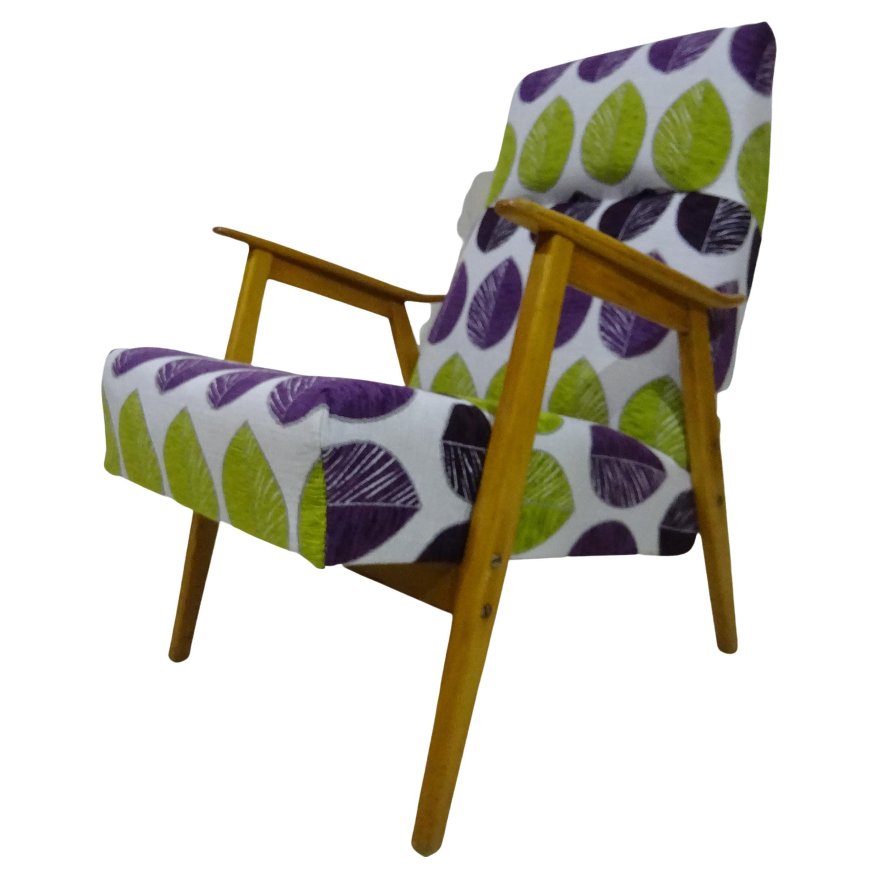 Mid Century Lounge Chair aus geblümtem Stoff im Angebot
