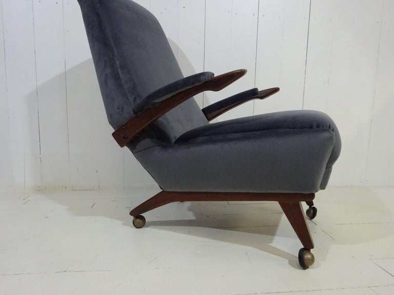 Mid Century Lounge Chair in Grey Velvet by Greaves and Thomas For Sale 6