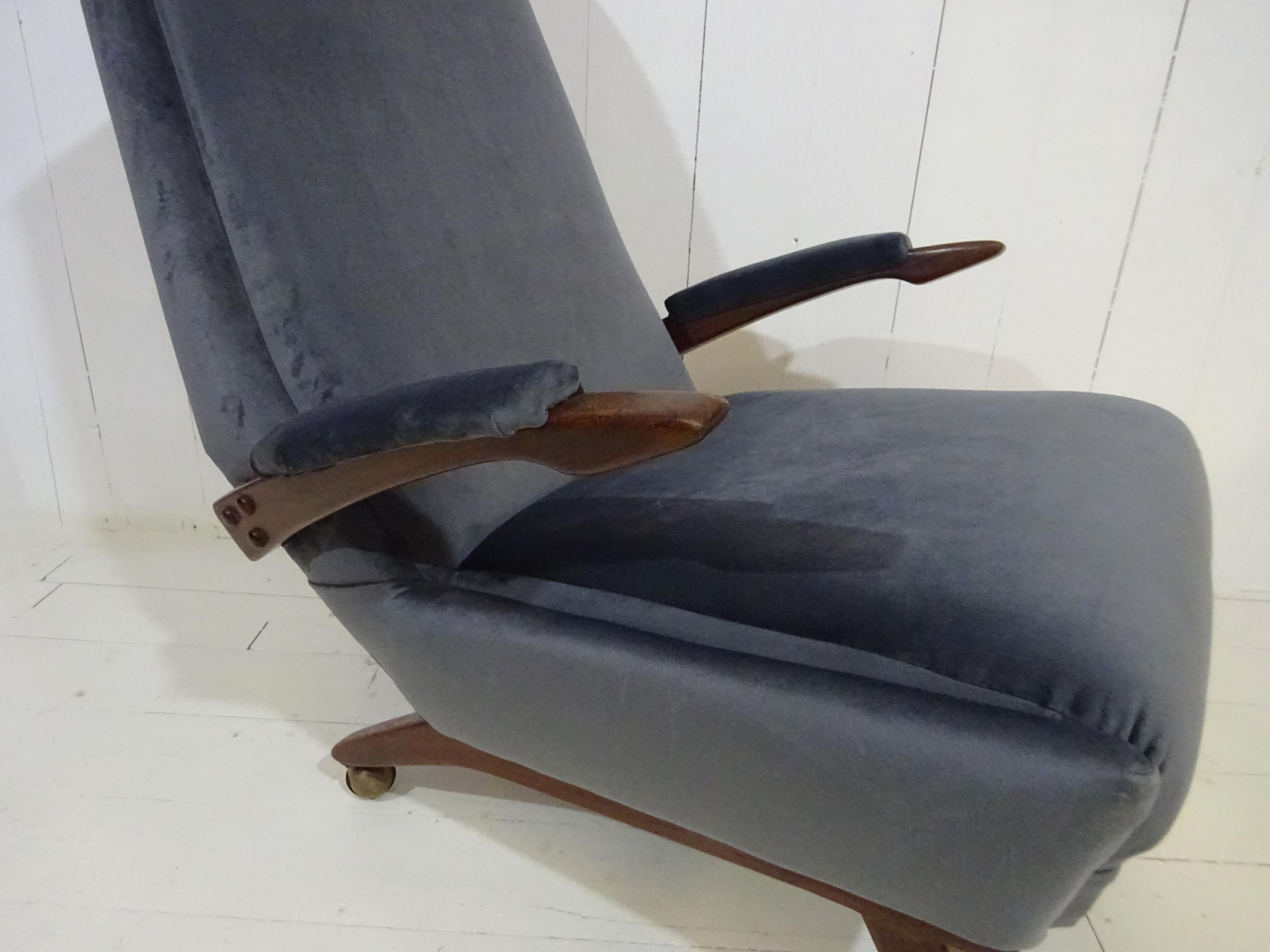 Mid Century Lounge Chair in Grey Velvet by Greaves and Thomas In Good Condition In Tarleton, GB