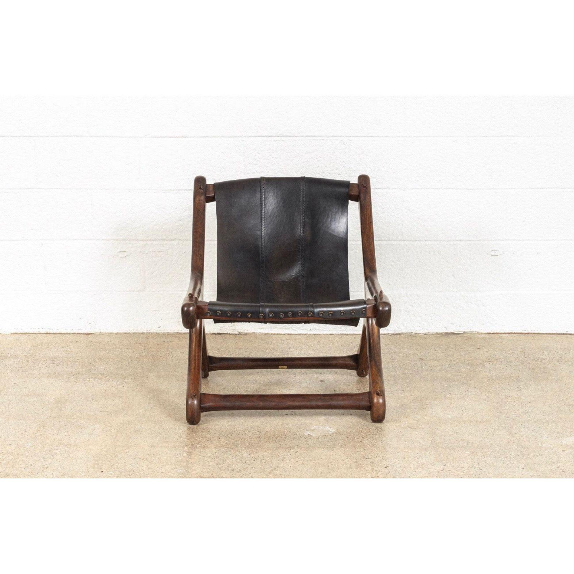 Mexicain Fauteuil de salon du milieu du siècle en bois de rose et cuir par Don Shoemaker, années 1960 en vente