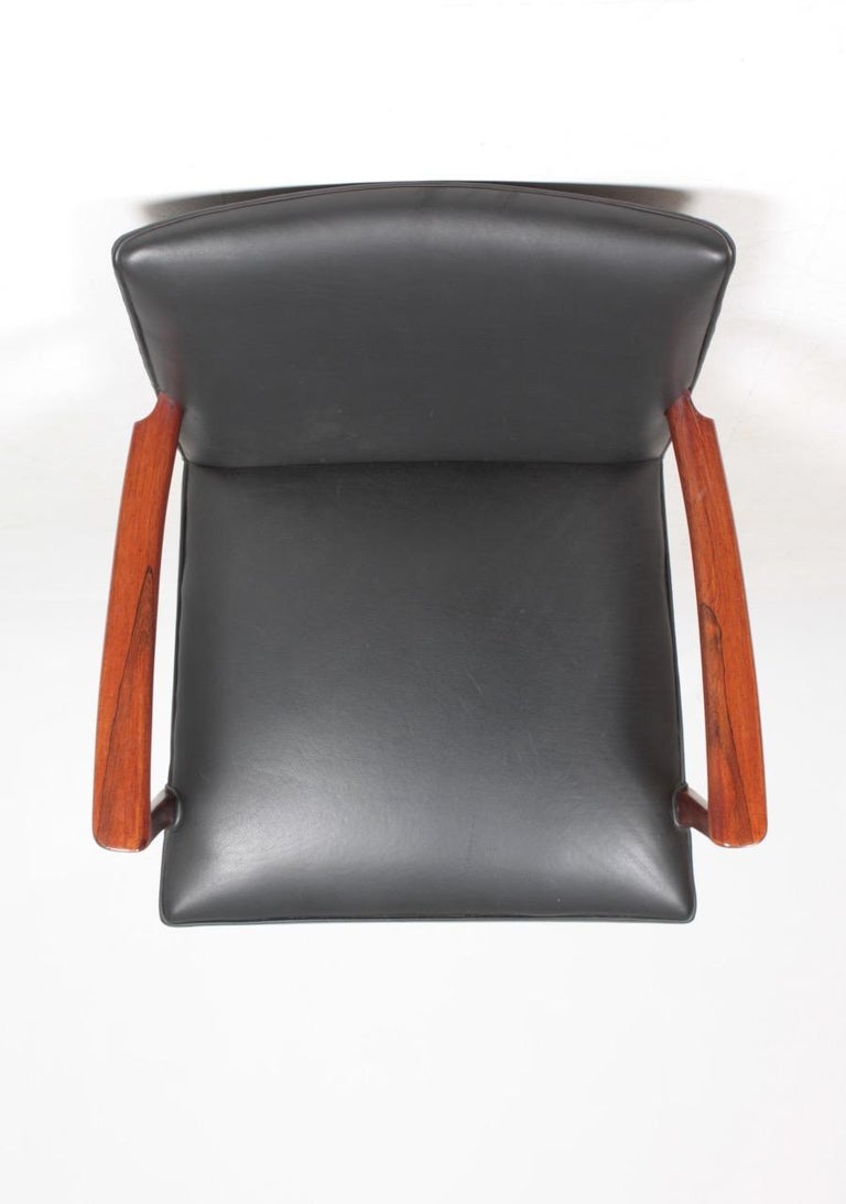 Midcentury Lounge Chair in Rosewood and Leather by Wanscher, Danish Design 1950s For Sale 4