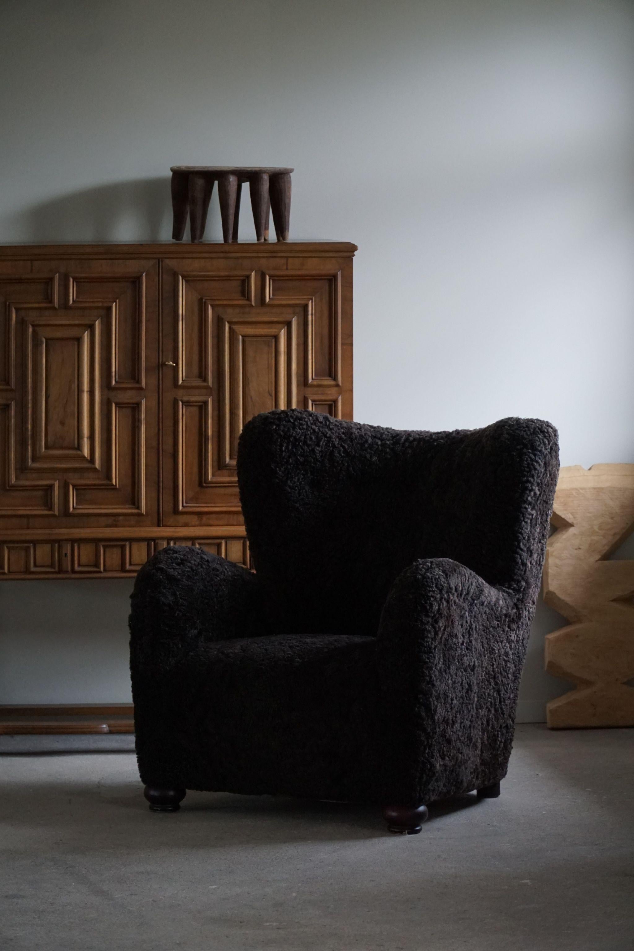 Midcentury Lounge Chair in Shearling Lambswool, Marta Blomstedt Style, 1950s In Good Condition In Odense, DK