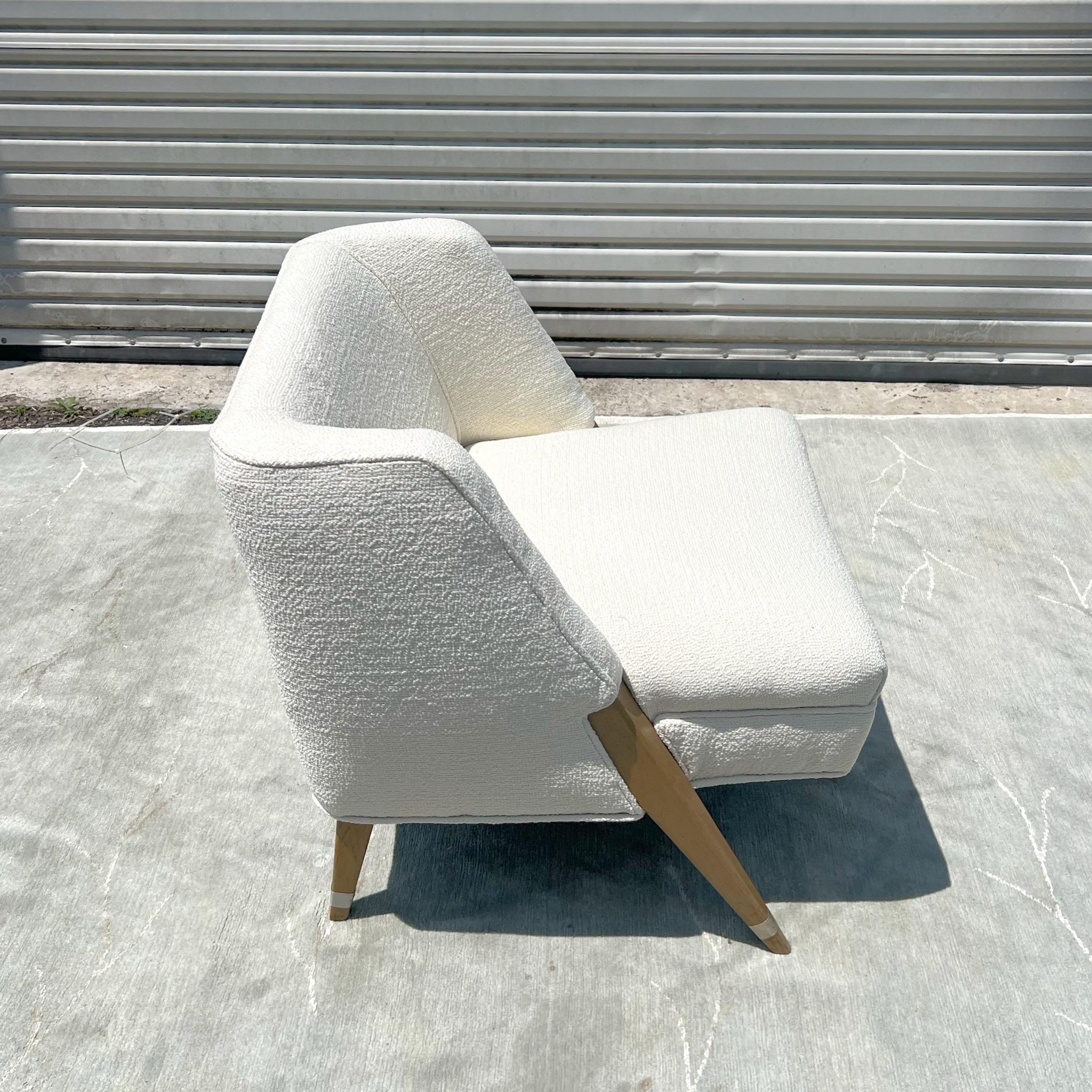 Unknown Mid-Century Lounge Chair in the Style of Gio Ponti in Schumacher Boucle For Sale