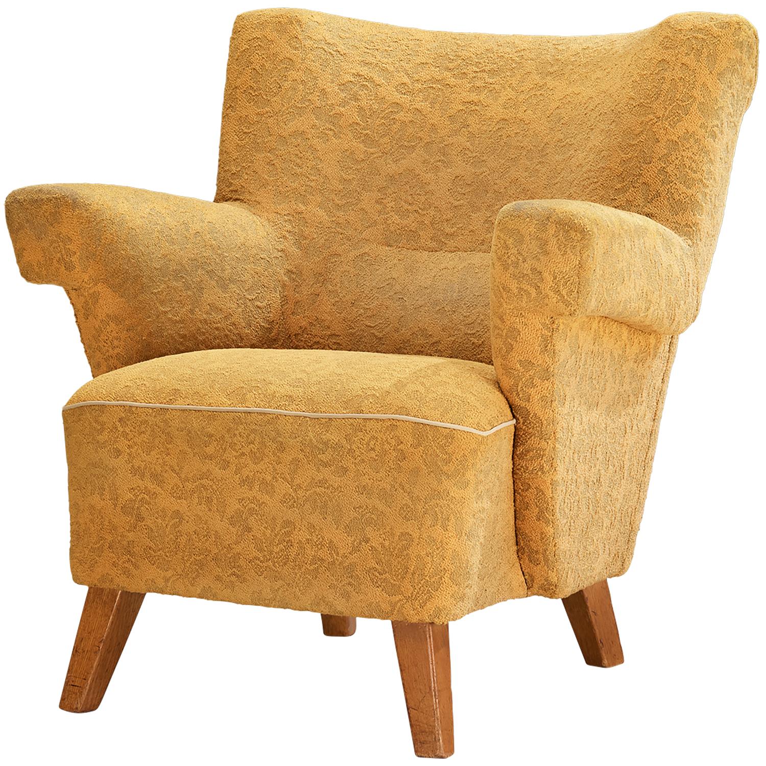 Mid-Century Lounge Chair in Yellow Fabric and Beech