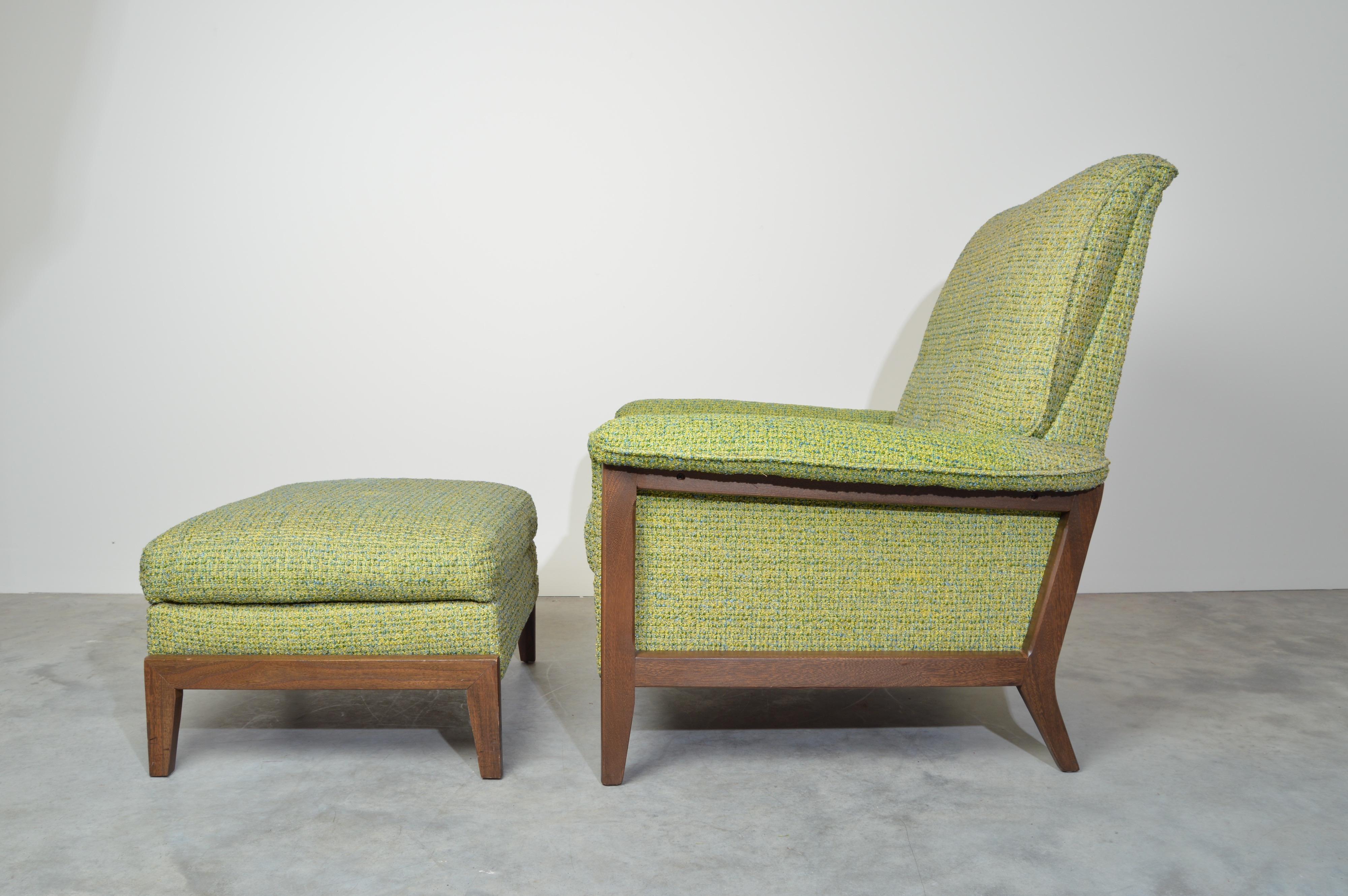 Lounge chair and ottoman set by Kroehler in the manner of Paul McCobb, circa 1960.
Beautifully maintained by it’s single owner having stunningly clean original fabric and kiln fired solid wooden frames. Very well built and extremely