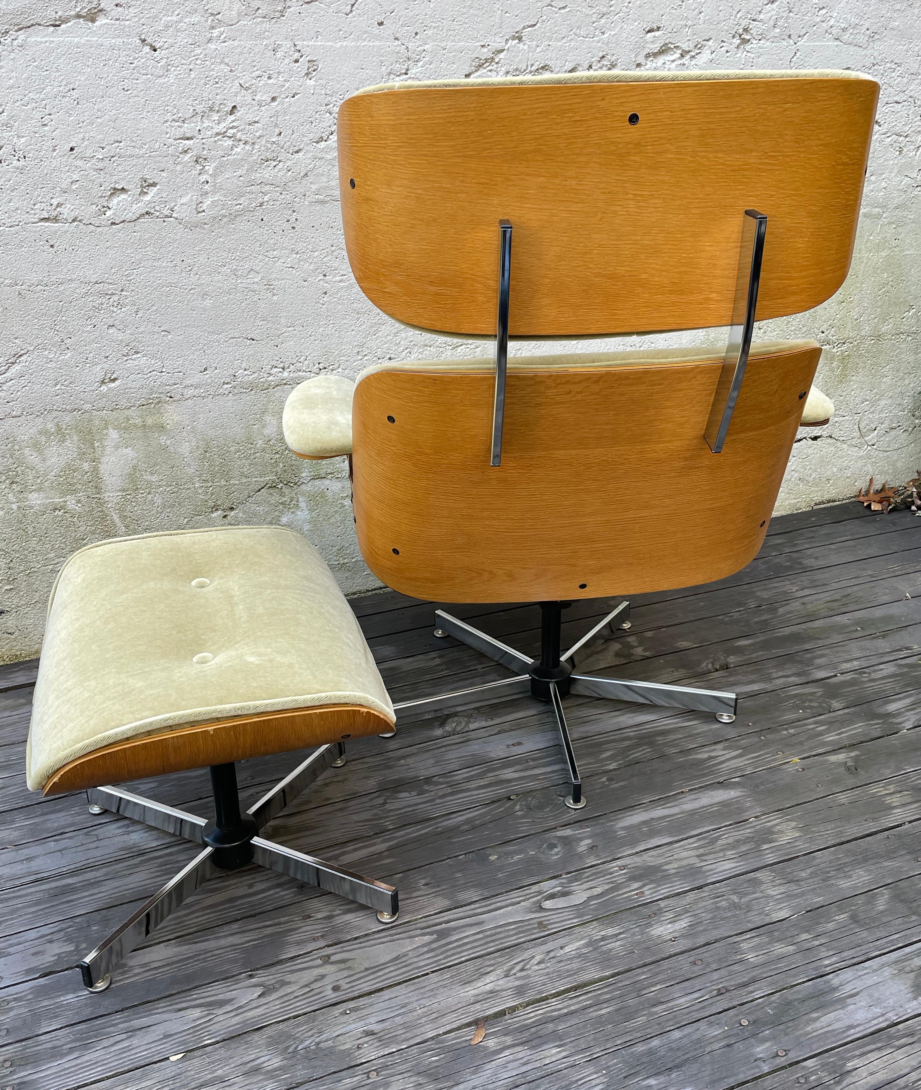 Mid-Century Modern Mid Century Lounge Chair & Ottoman by Plycraft in Champagne Color Mohair Fabric