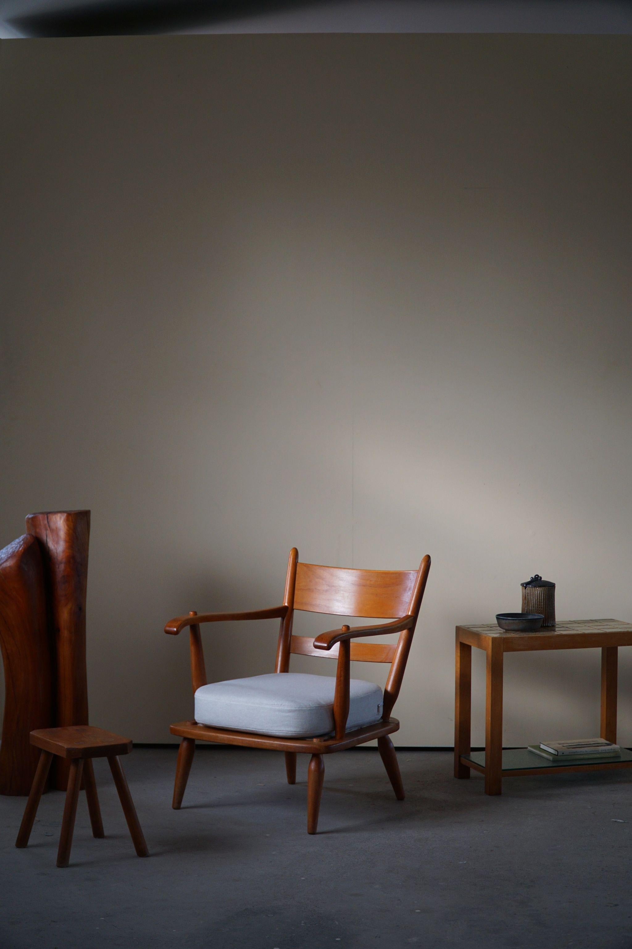 Mid Century Lounge Chair, Reupolstered, Made by a Danish Cabinetmaker, 1960s 2