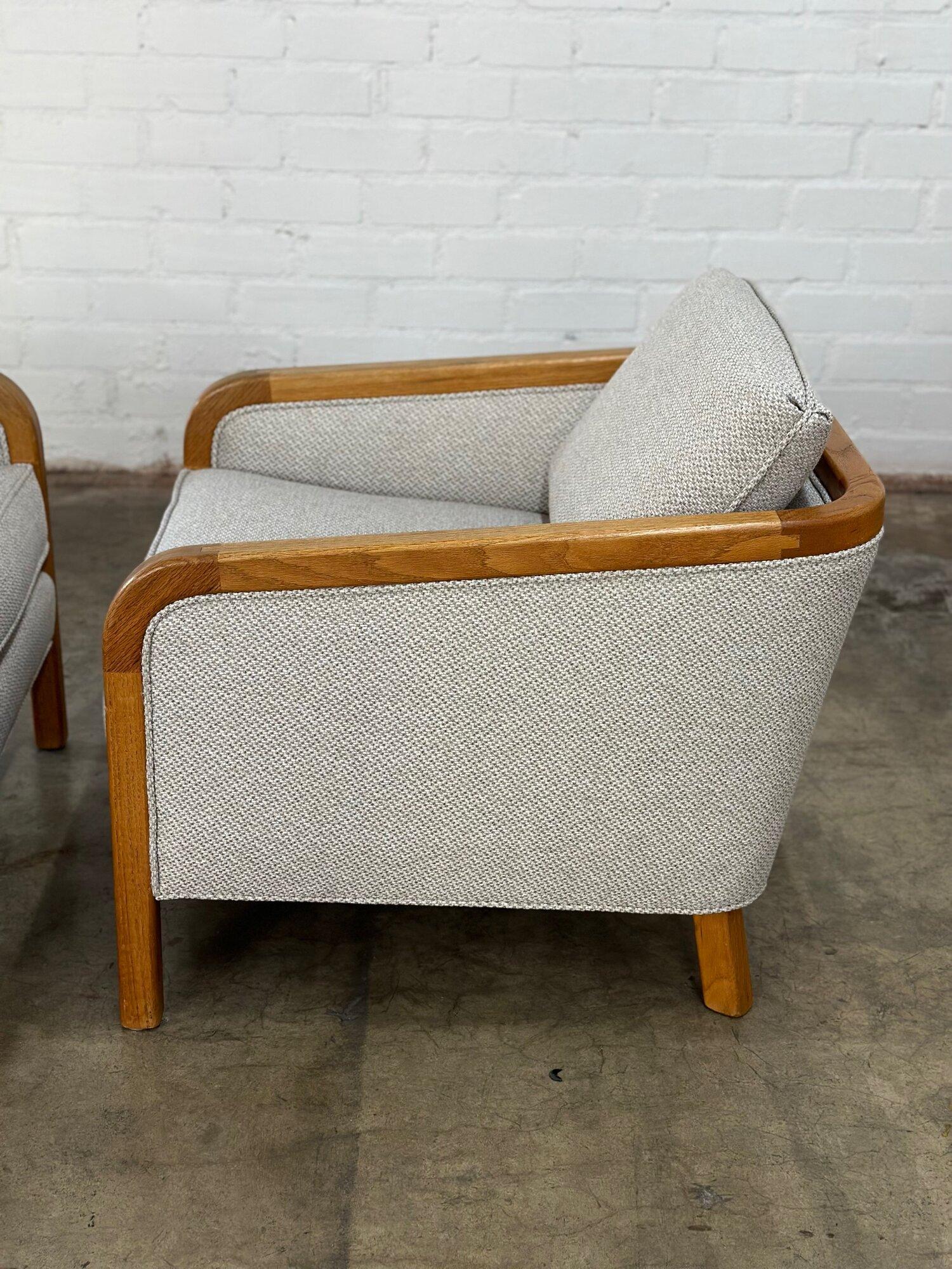 Mid century lounge chair with exposed joinery For Sale 2