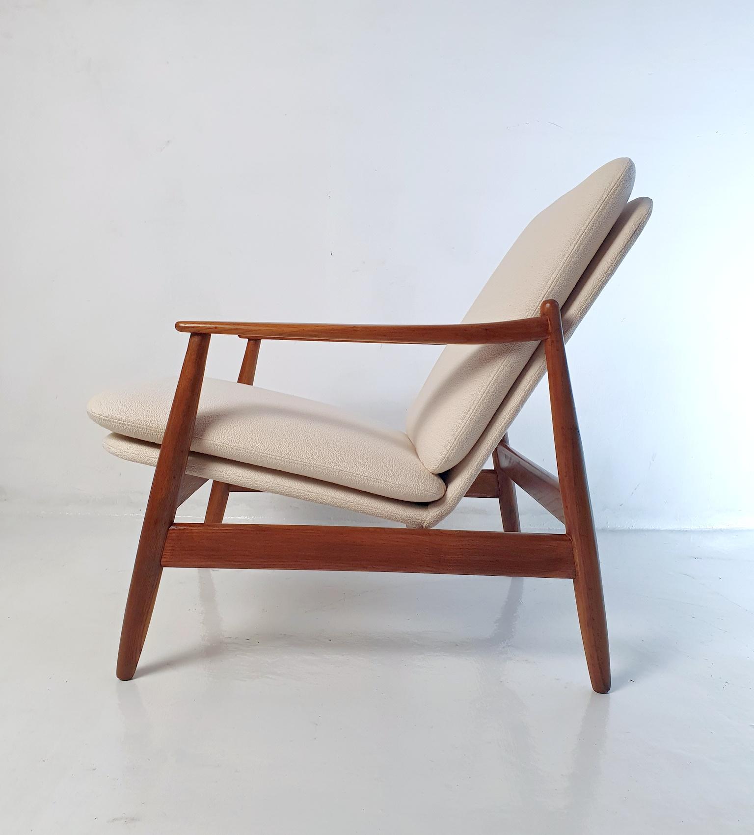Midcentury Lounge Chairs by Pizzetti, Italy For Sale 9