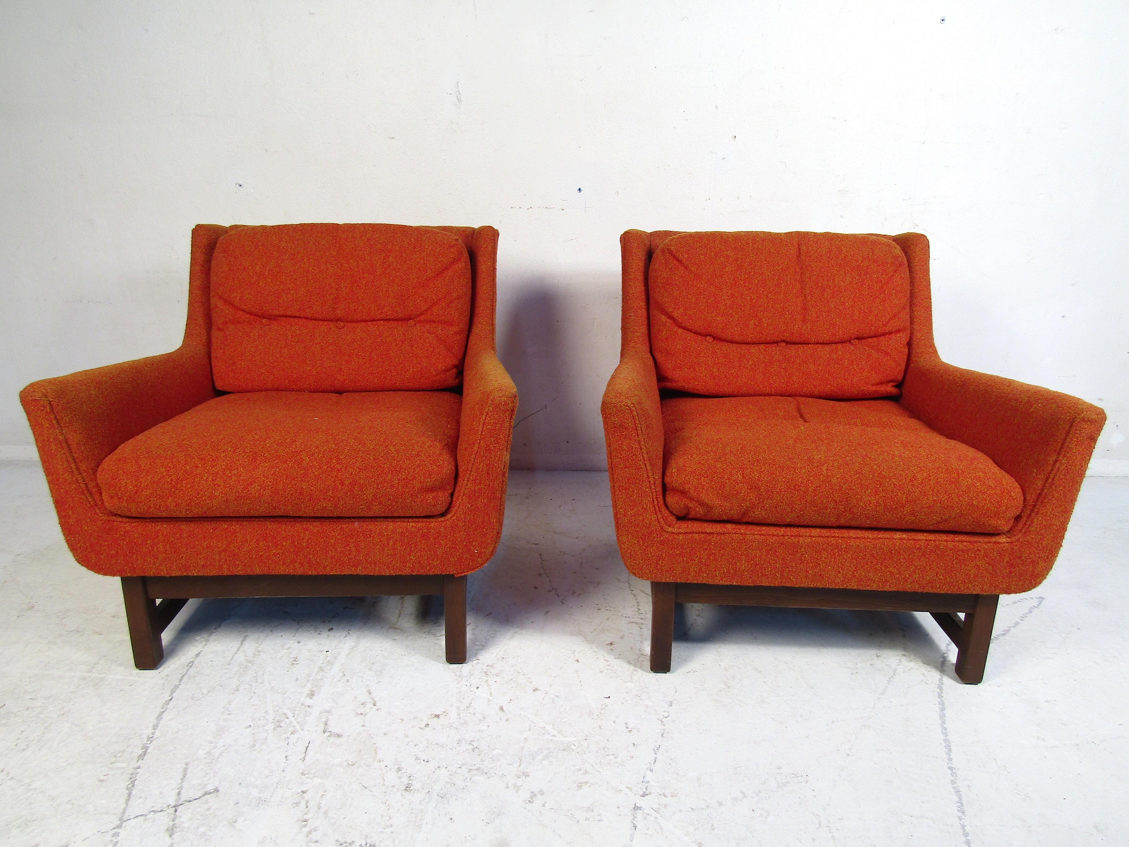 Mid-Century Modern Midcentury Lounge Chairs by Selig, a Pair For Sale