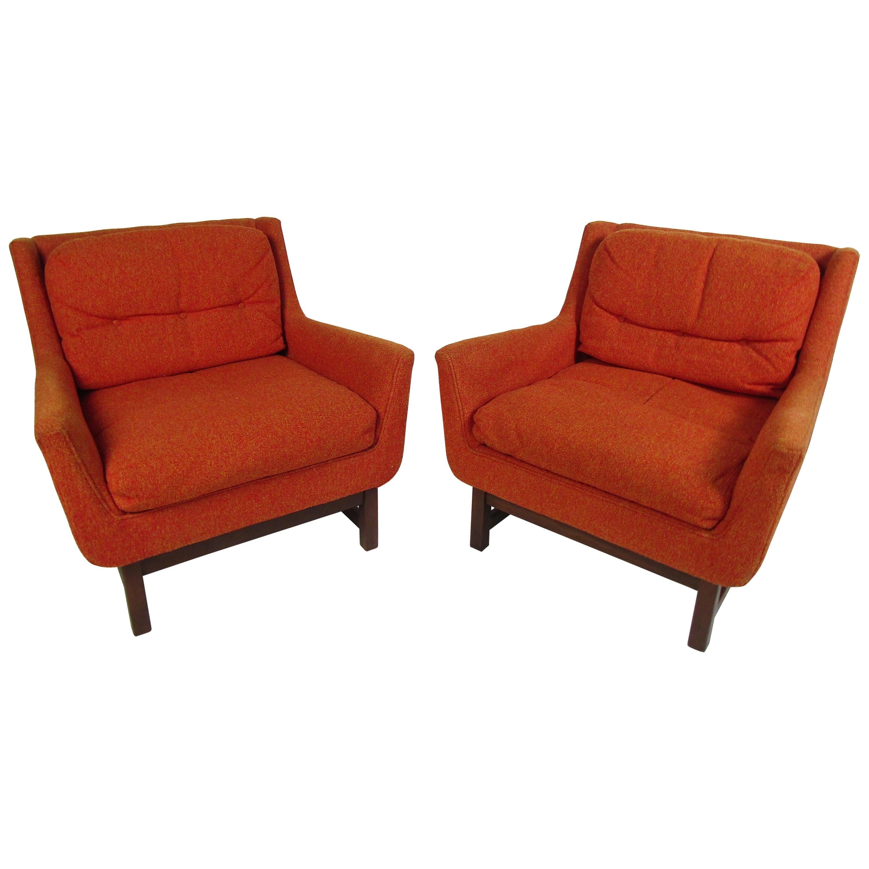 Midcentury Lounge Chairs by Selig, a Pair