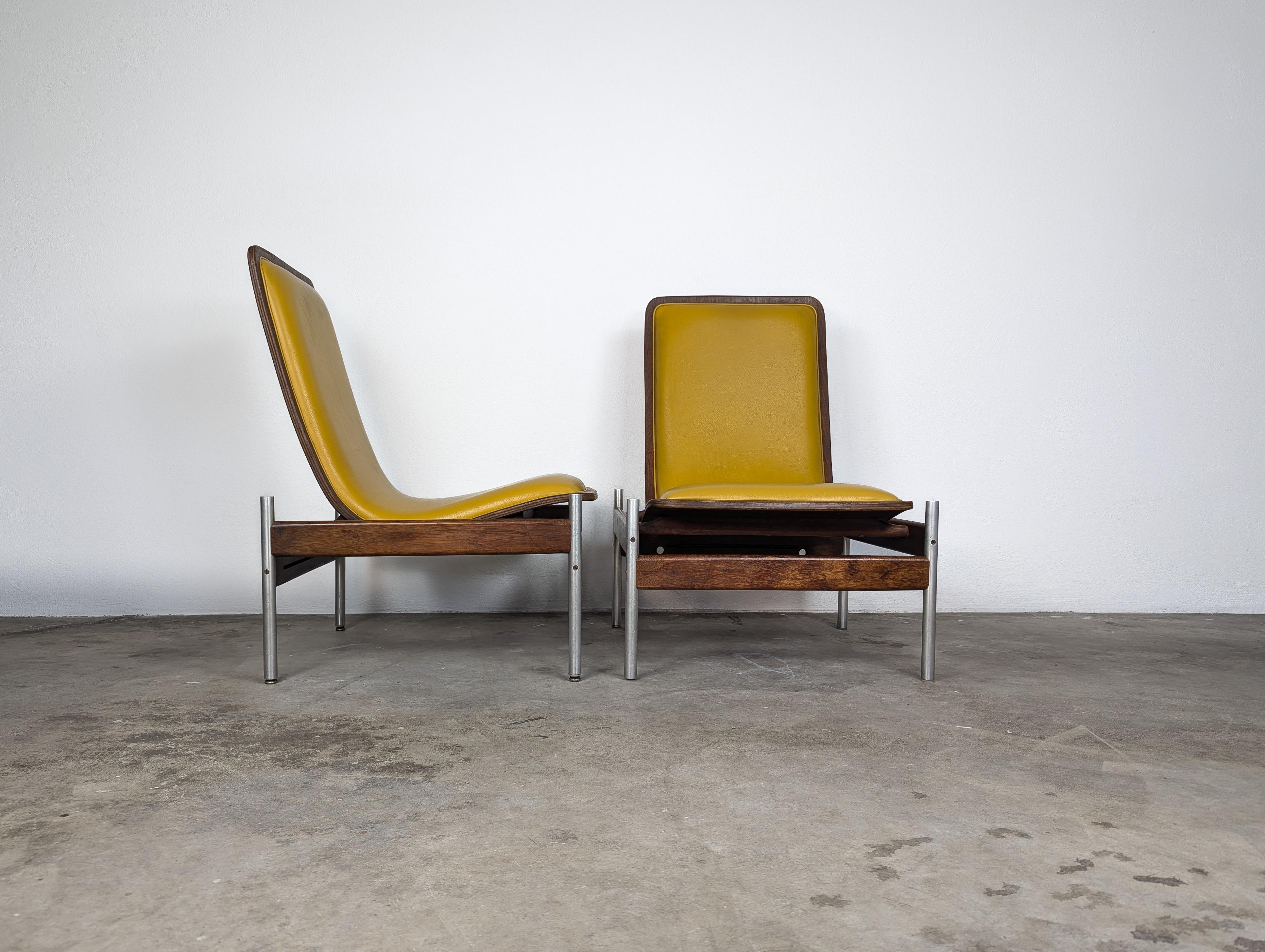 Mid Century Lounge Chairs By Sven Ivar Dysthe for Dokka Møbler, c1960s In Good Condition For Sale In Chino Hills, CA