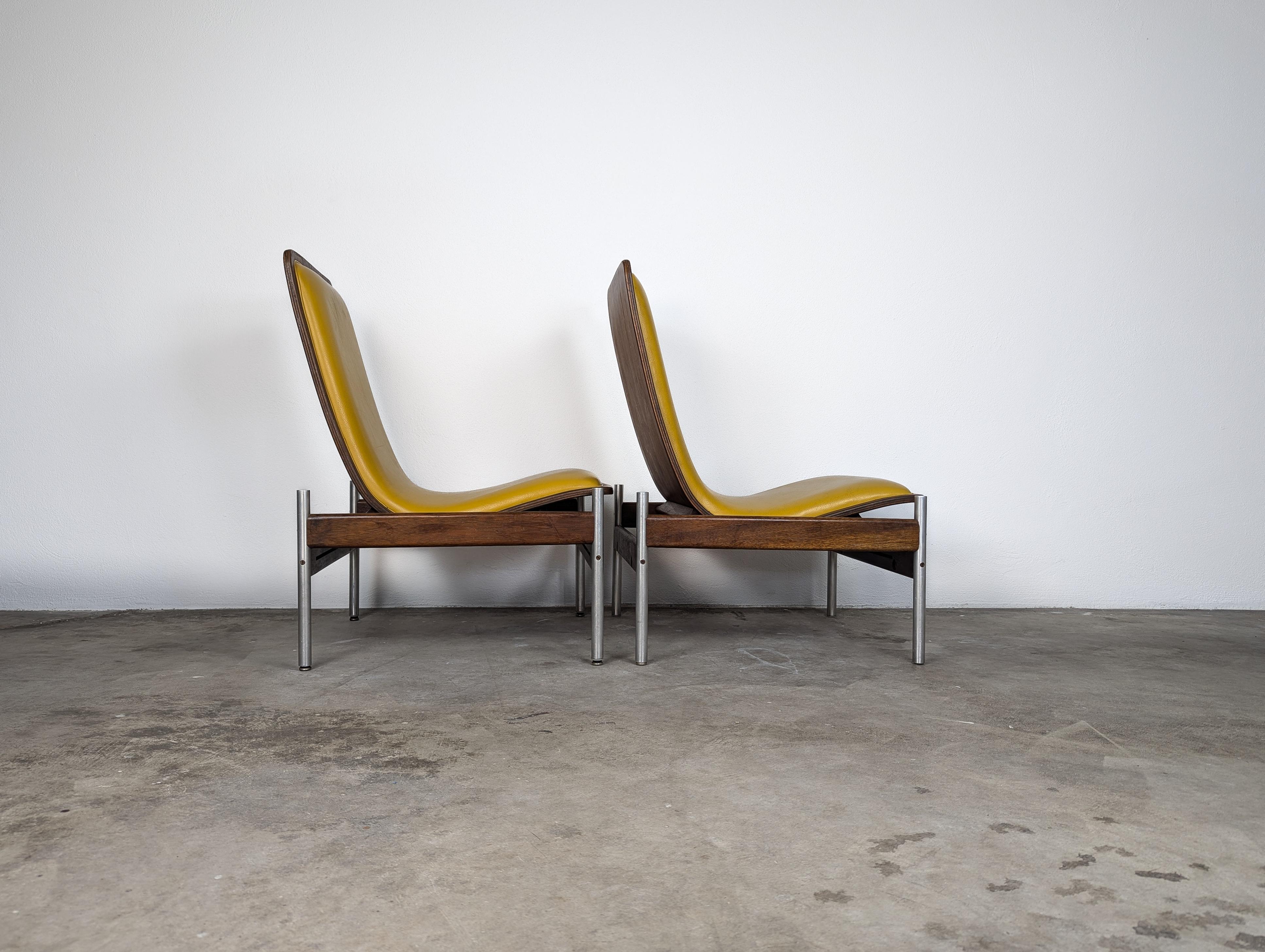 Naugahyde Mid Century Lounge Chairs By Sven Ivar Dysthe for Dokka Møbler, c1960s For Sale