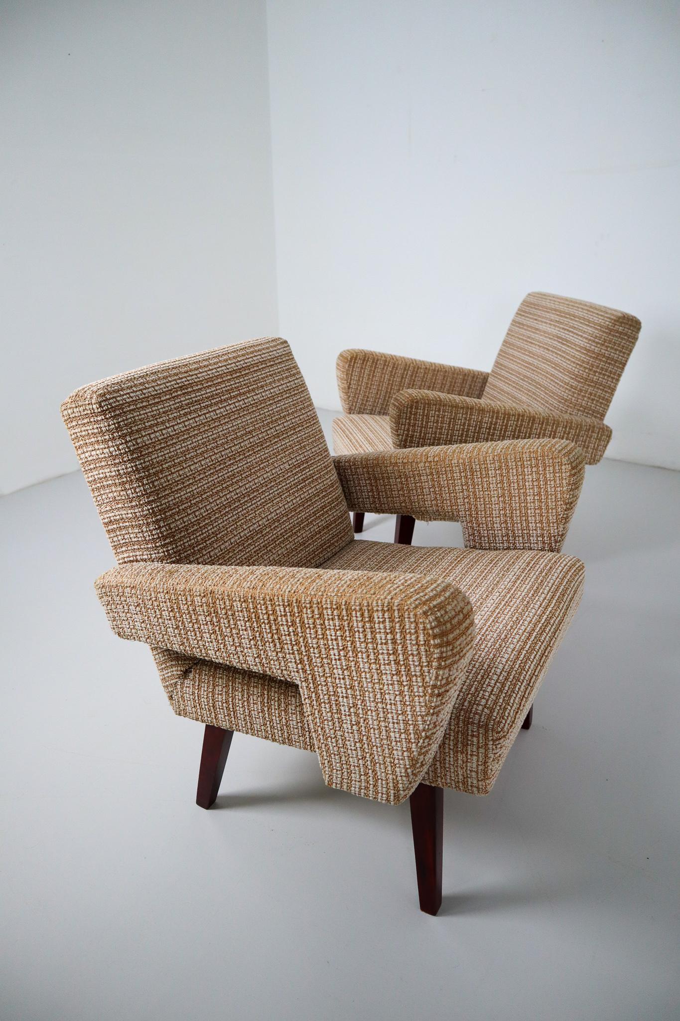Midcentury Lounge Chairs Czech Republic, 1960 1