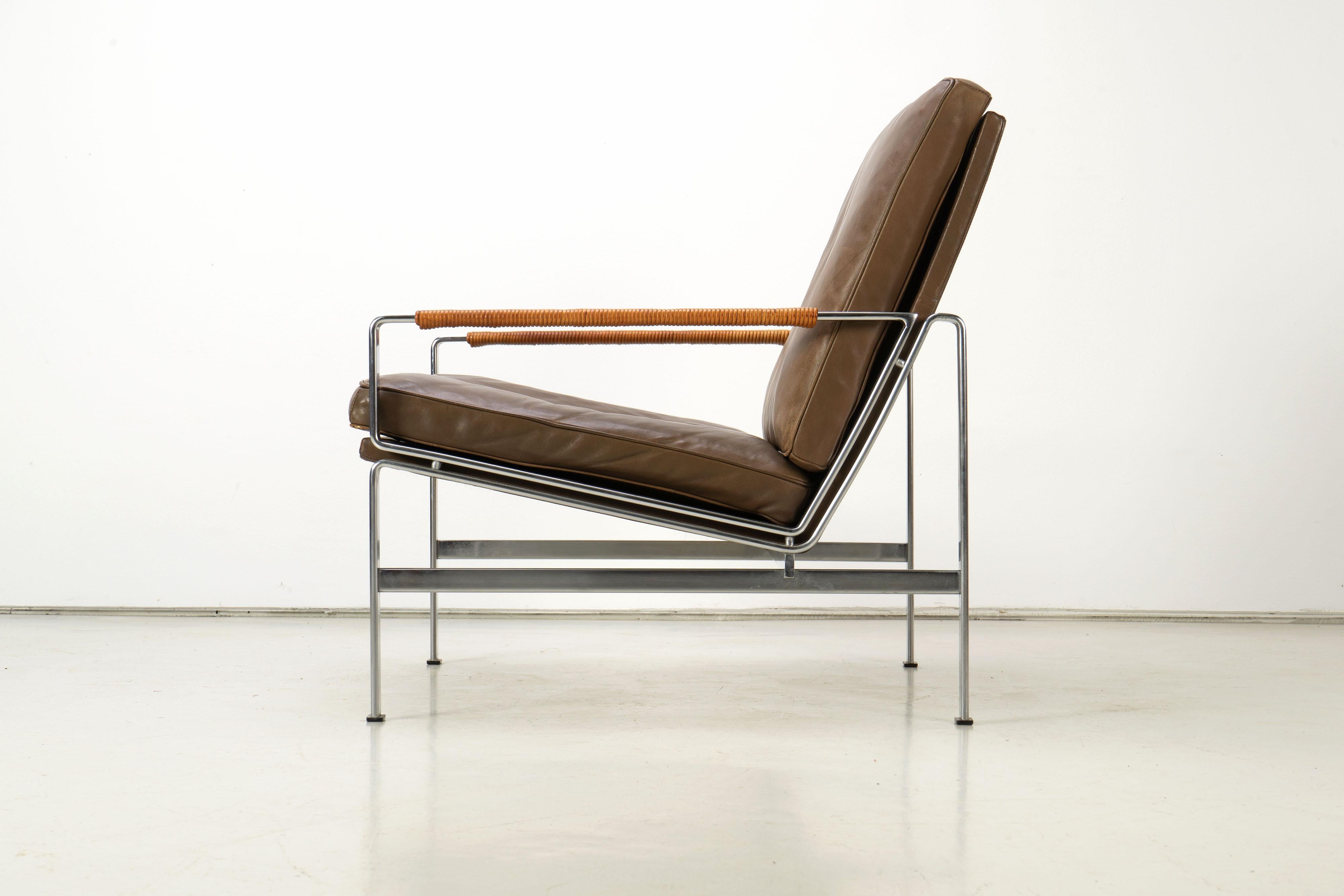 German Mid-Century Lounge Chairs FK 6720 by Fabricius & Kastholm Kill Brown Leather For Sale