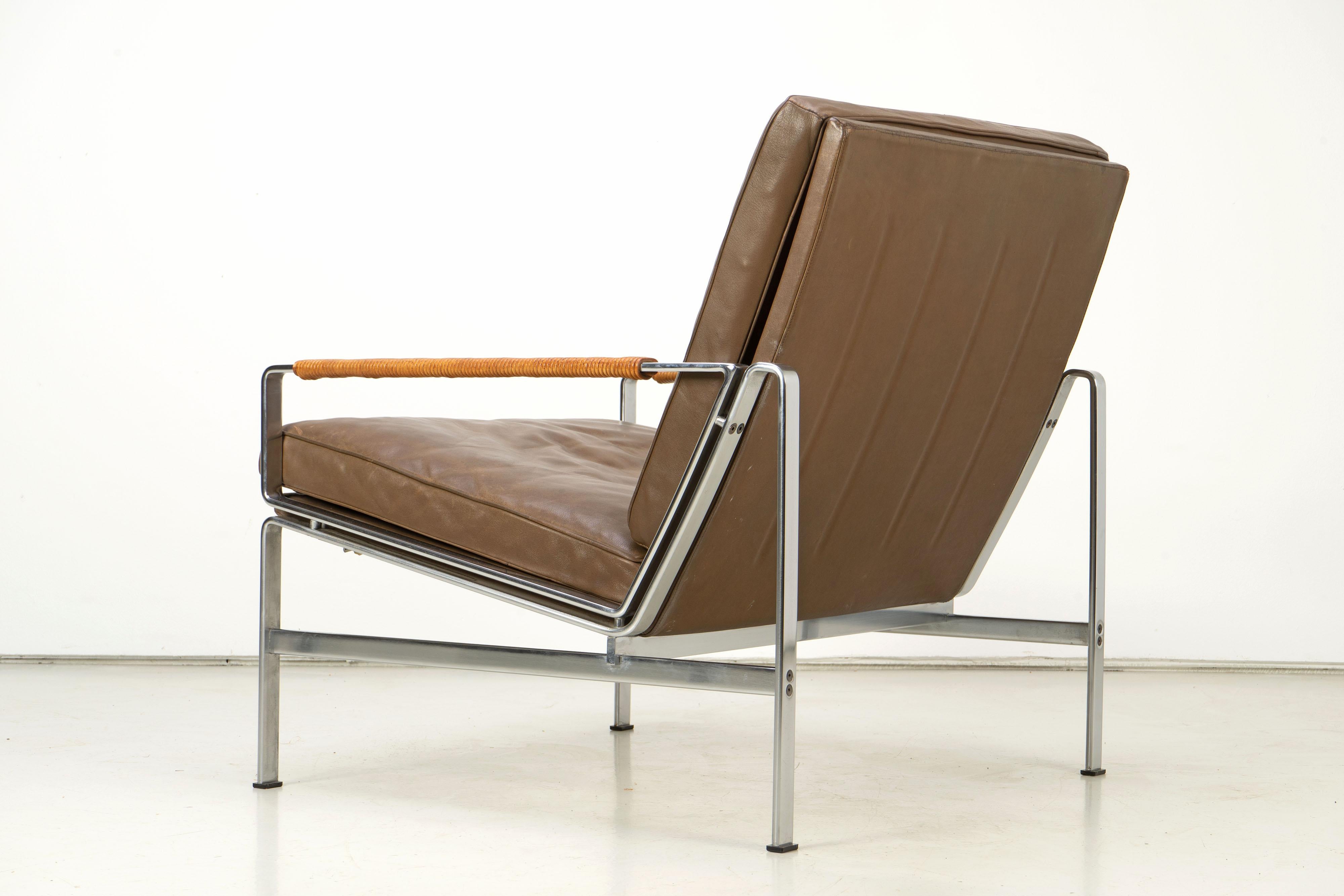Mid-Century Lounge Chairs FK 6720 by Fabricius & Kastholm Kill Brown Leather In Good Condition For Sale In Munster, DE